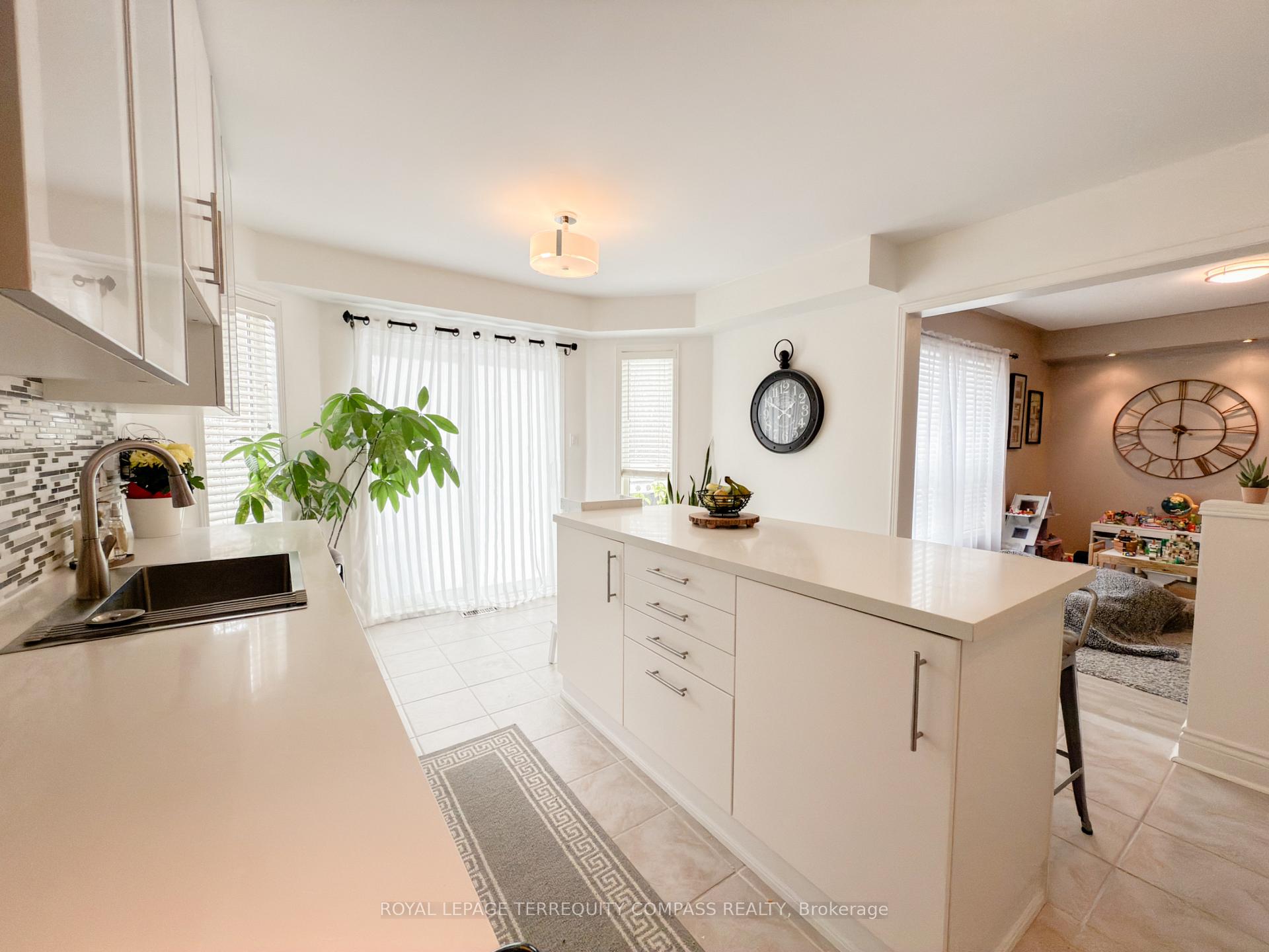 Photo 19 of 192 Solway Avenue, Vaughan, Maple — HOMEH