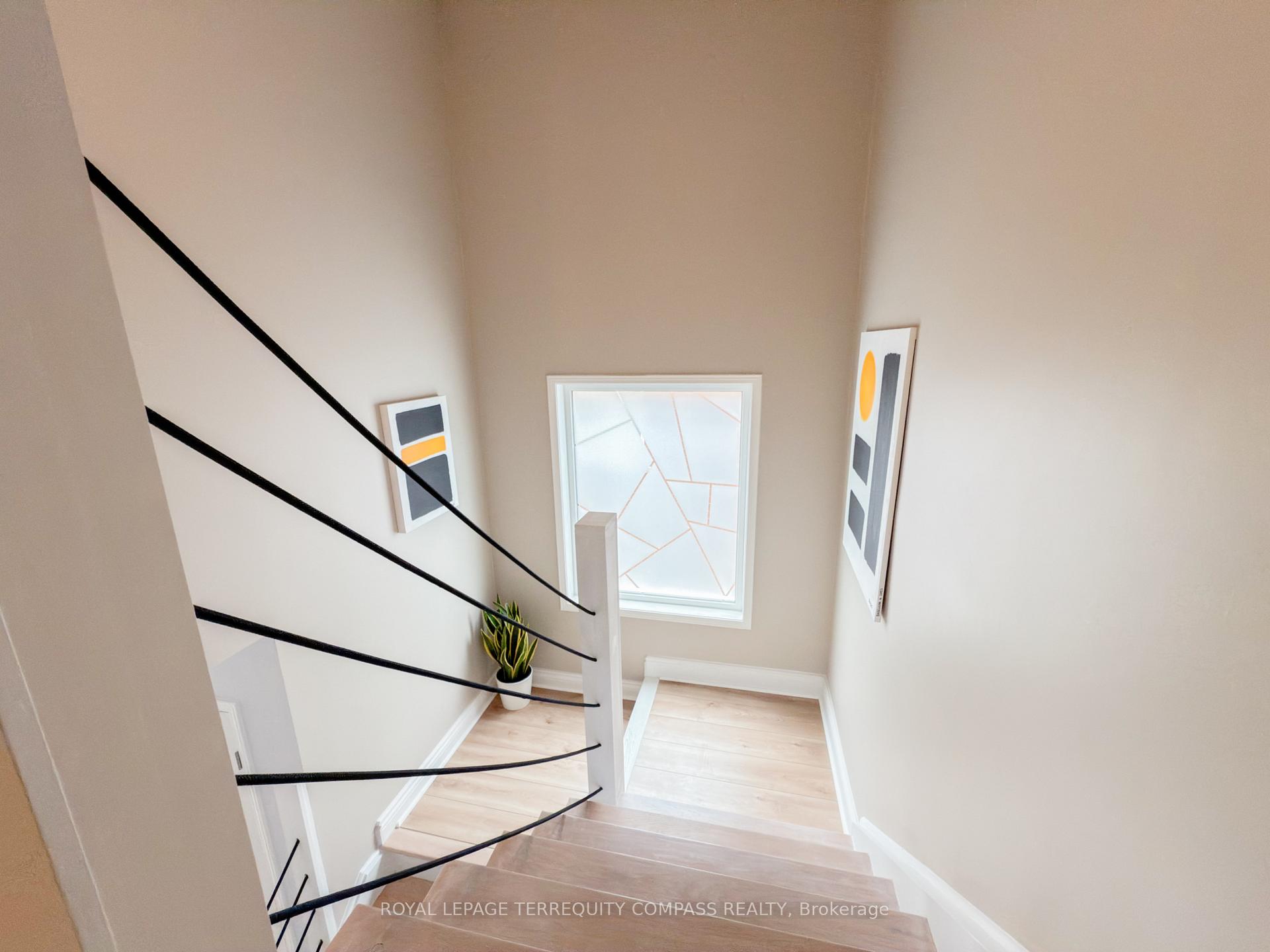 Photo 23 of 192 Solway Avenue, Vaughan, Maple — HOMEH