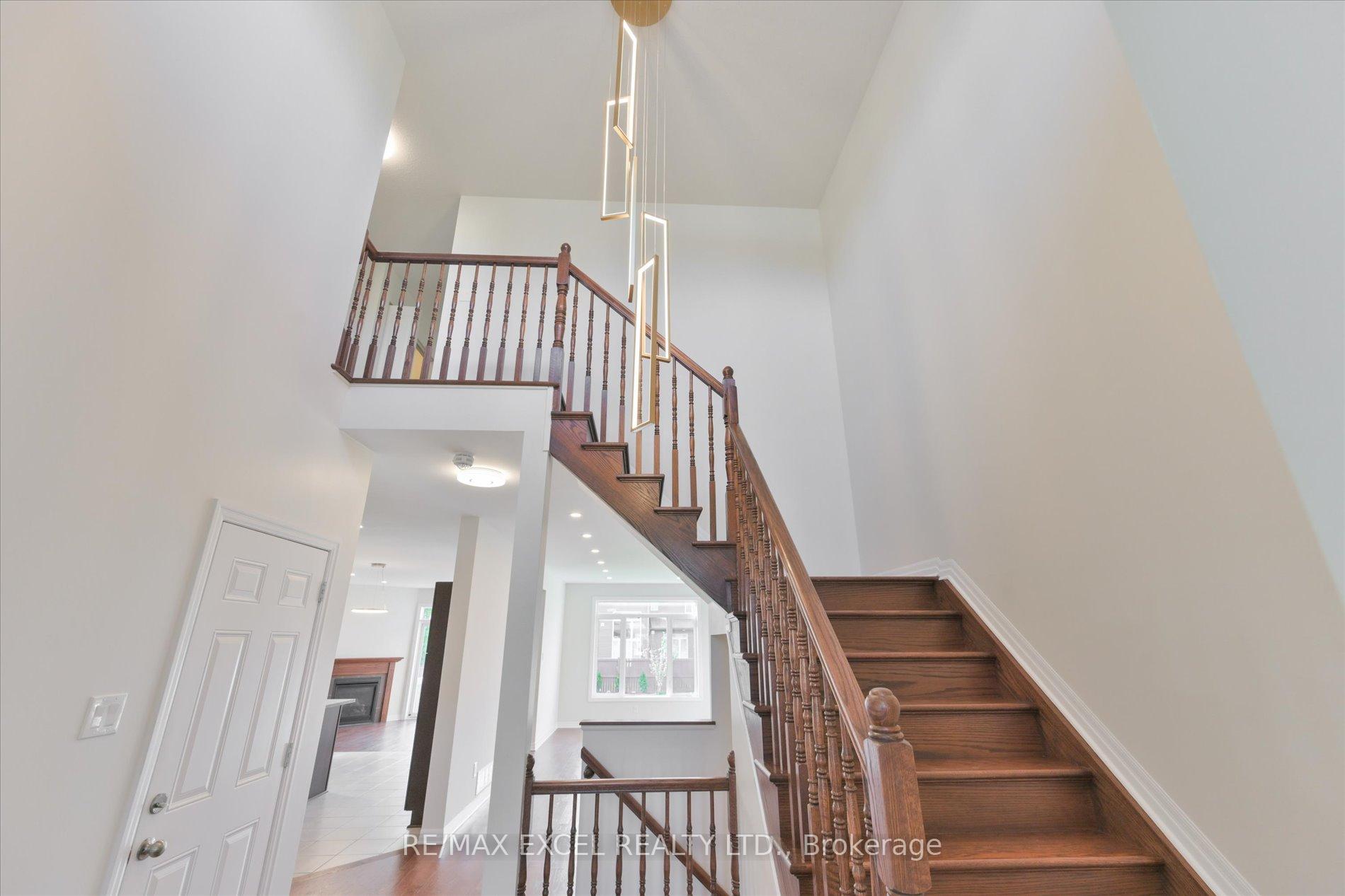 Photo 2 of 516 Peerless Street, Ottawa, Barrhaven - Cedargrove/Fraserdale — HOMEH