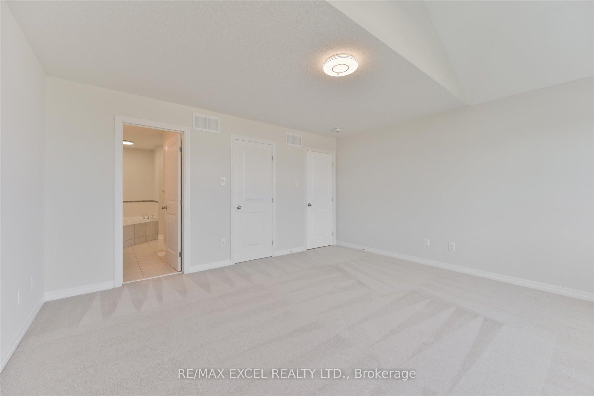 Photo 18 of 516 Peerless Street, Ottawa, Barrhaven - Cedargrove/Fraserdale — HOMEH