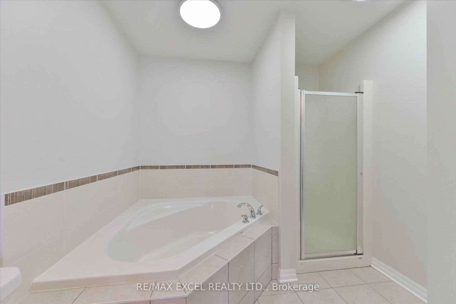 Photo 20 of 516 Peerless Street, Ottawa, Barrhaven - Cedargrove/Fraserdale — HOMEH