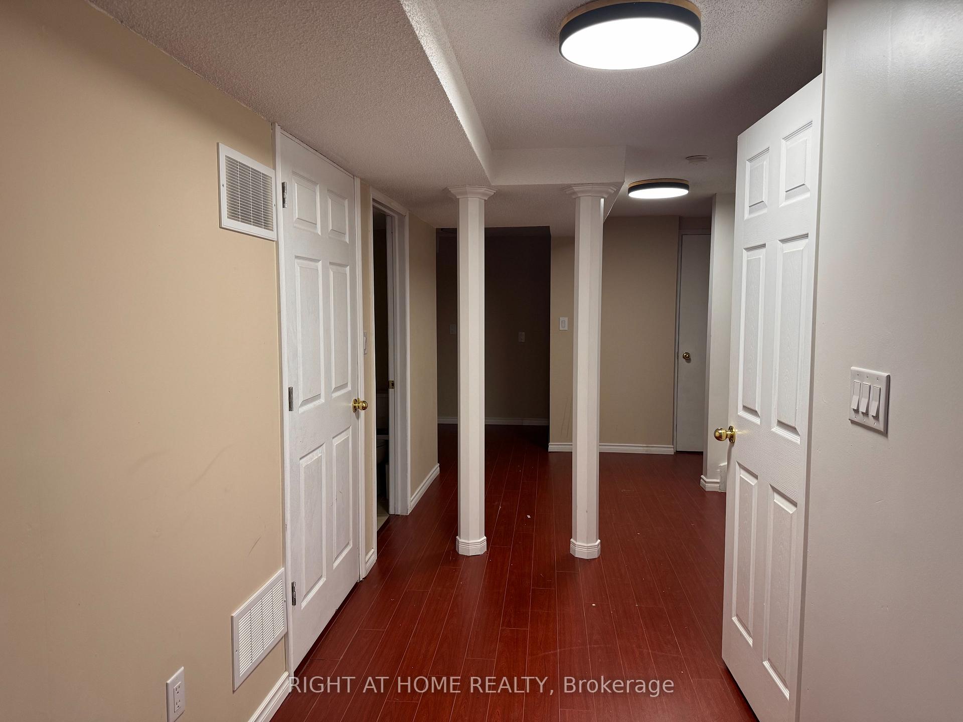 Photo 36 of 22 Tiller Trail, Brampton, Fletcher's Creek Village — HOMEH