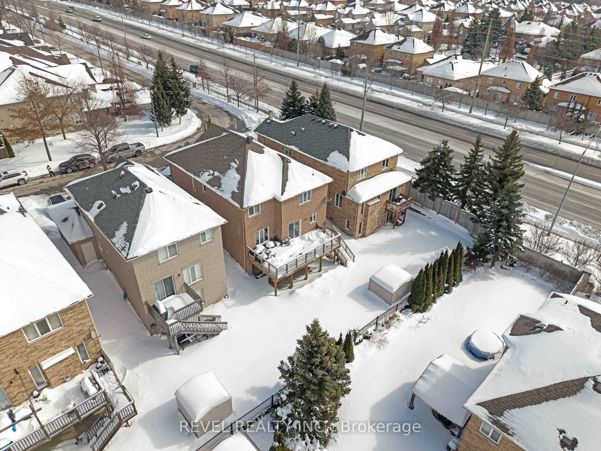Photo 7 of 20 Cachet Hill Crescent, Vaughan, Sonoma Heights — HOMEH
