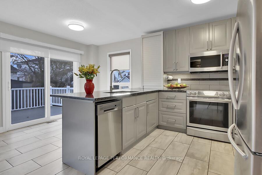Photo 7 of 32 Rideaucrest Drive, Ottawa, Barrhaven East — HOMEH