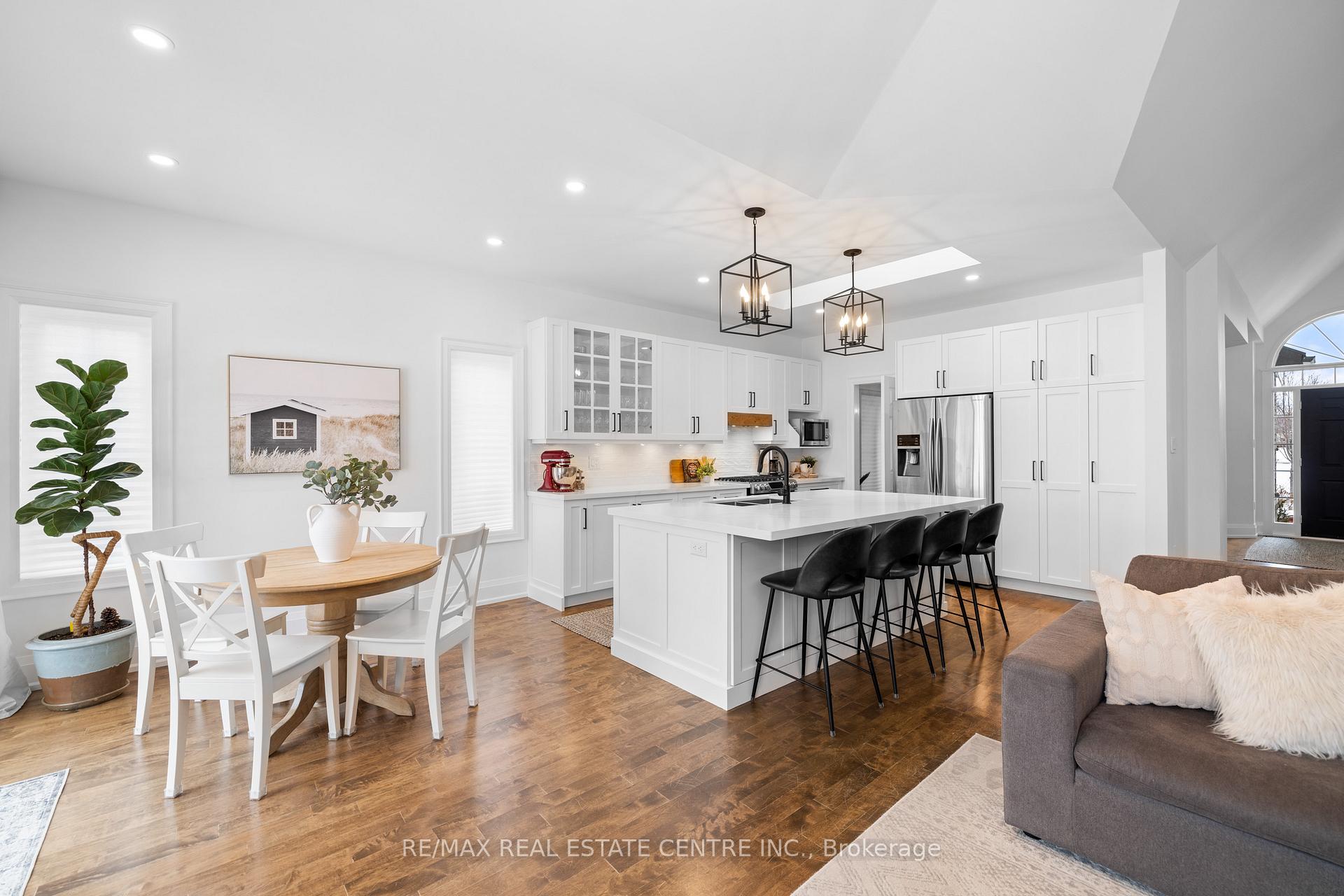 Photo 15 of 4294 Sarazen Drive, Burlington, Rose — HOMEH