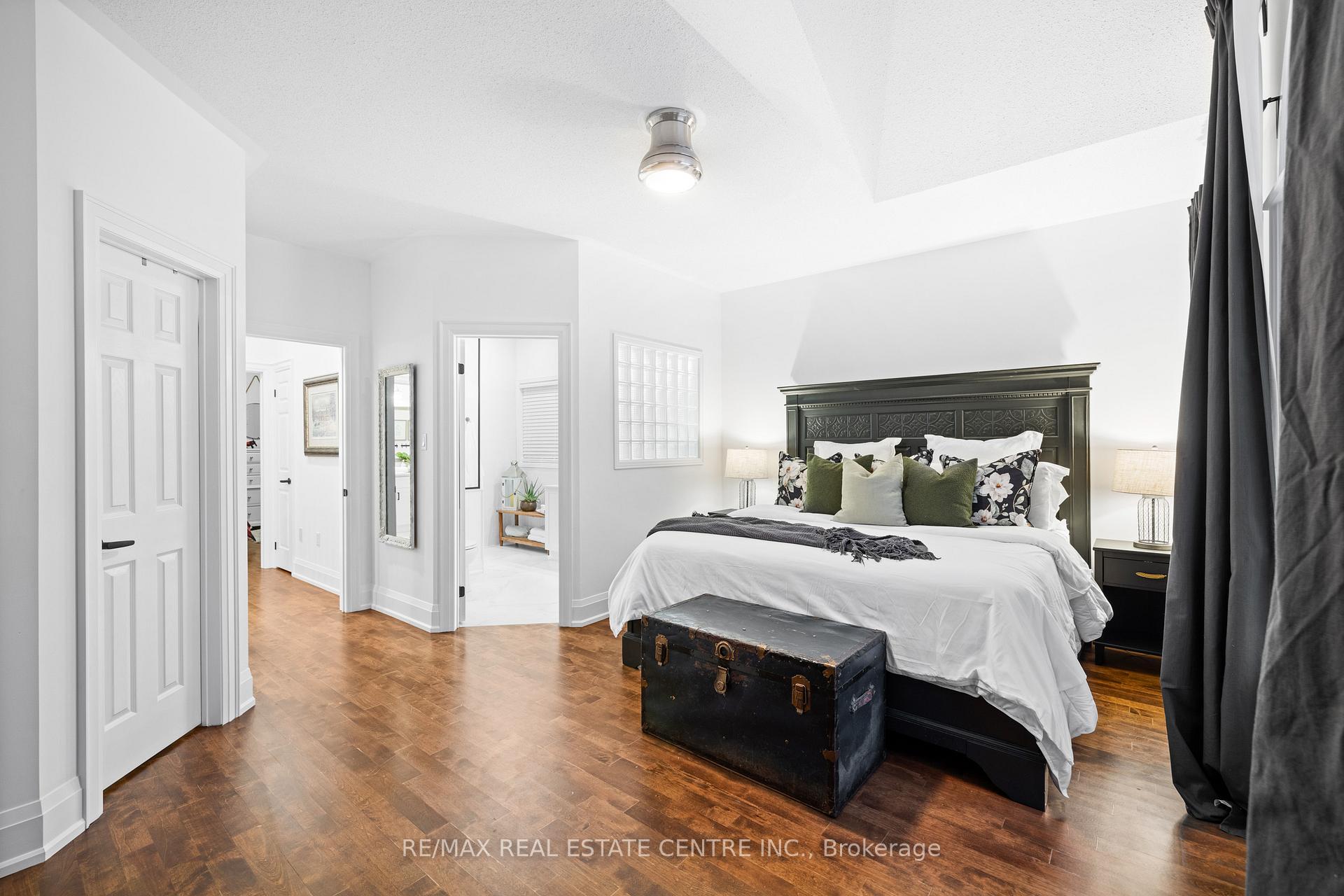 Photo 26 of 4294 Sarazen Drive, Burlington, Rose — HOMEH
