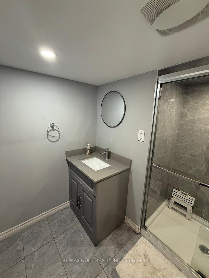 Photo 26 of 45 Rushmore Crescent, Brampton, Heart Lake East — HOMEH