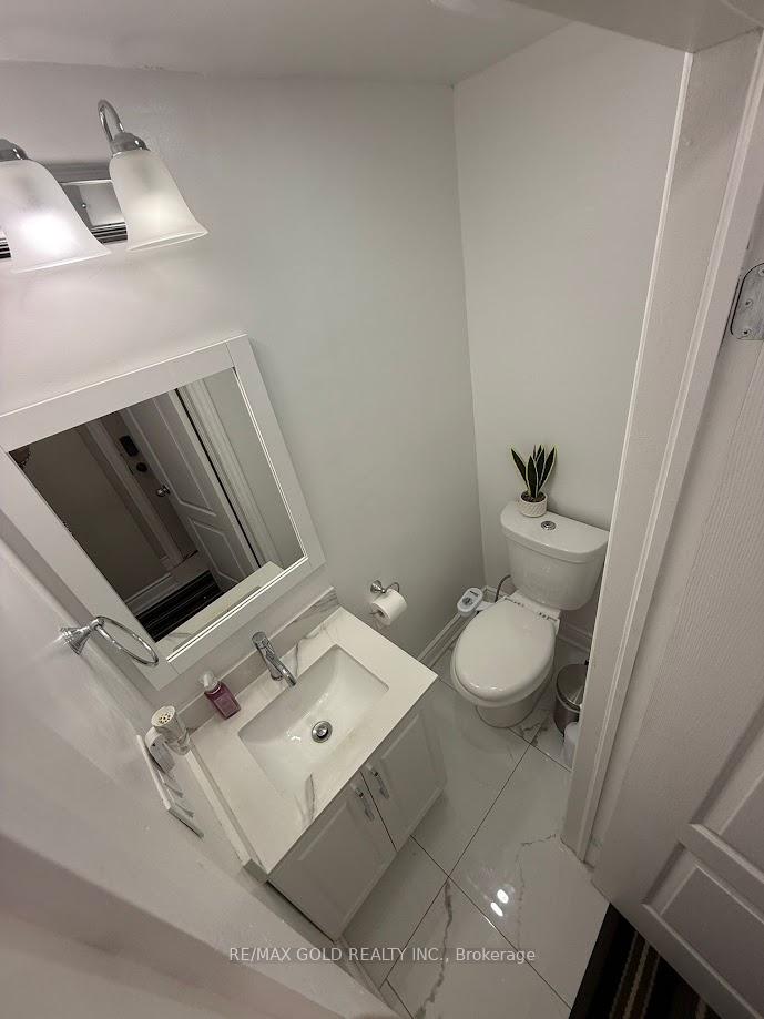 Photo 33 of 45 Rushmore Crescent, Brampton, Heart Lake East — HOMEH