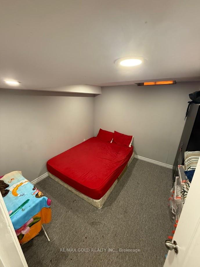 Photo 36 of 45 Rushmore Crescent, Brampton, Heart Lake East — HOMEH