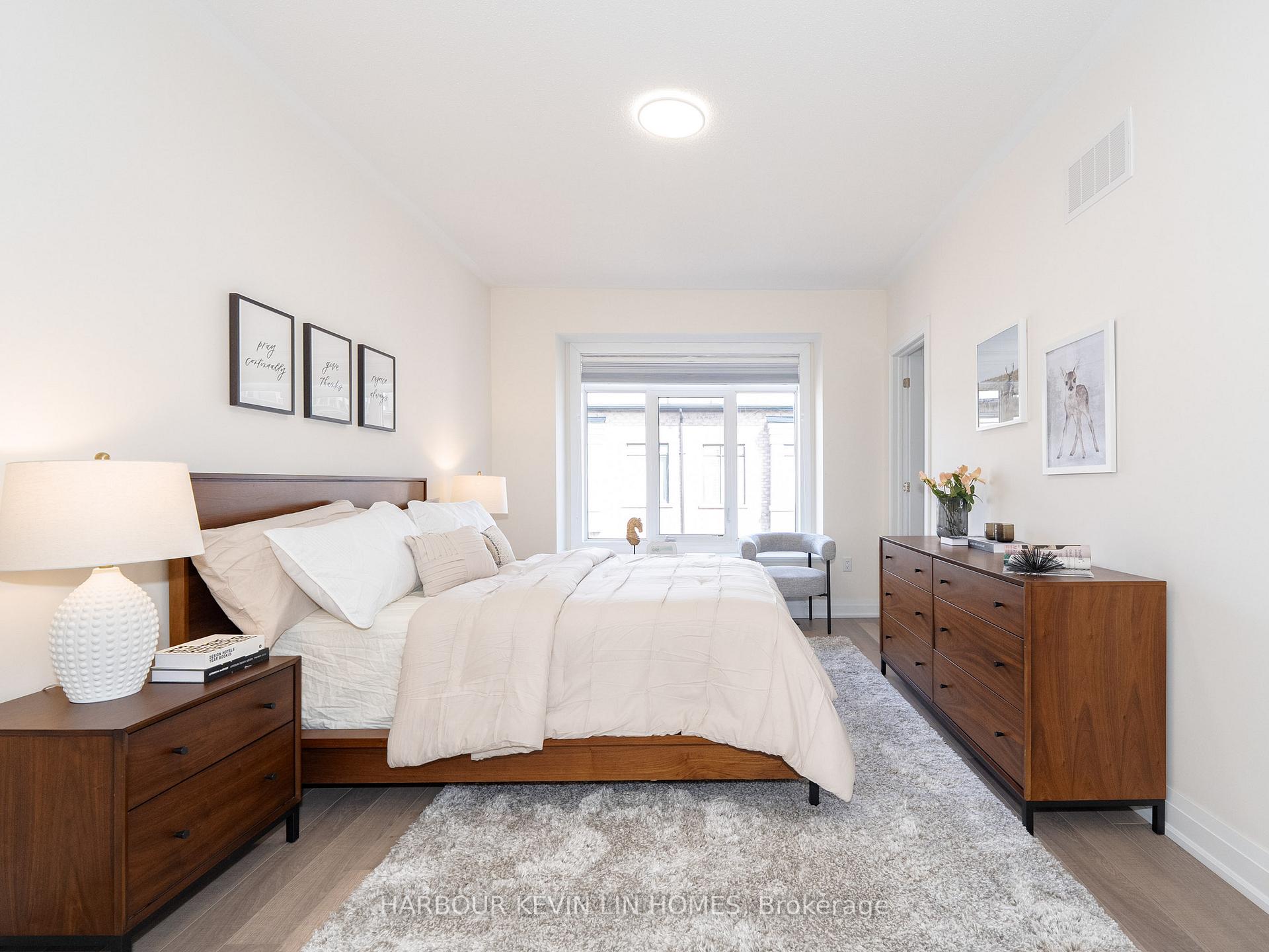 Photo 44 of 64 Salterton Circle, Vaughan, Rural Vaughan — HOMEH