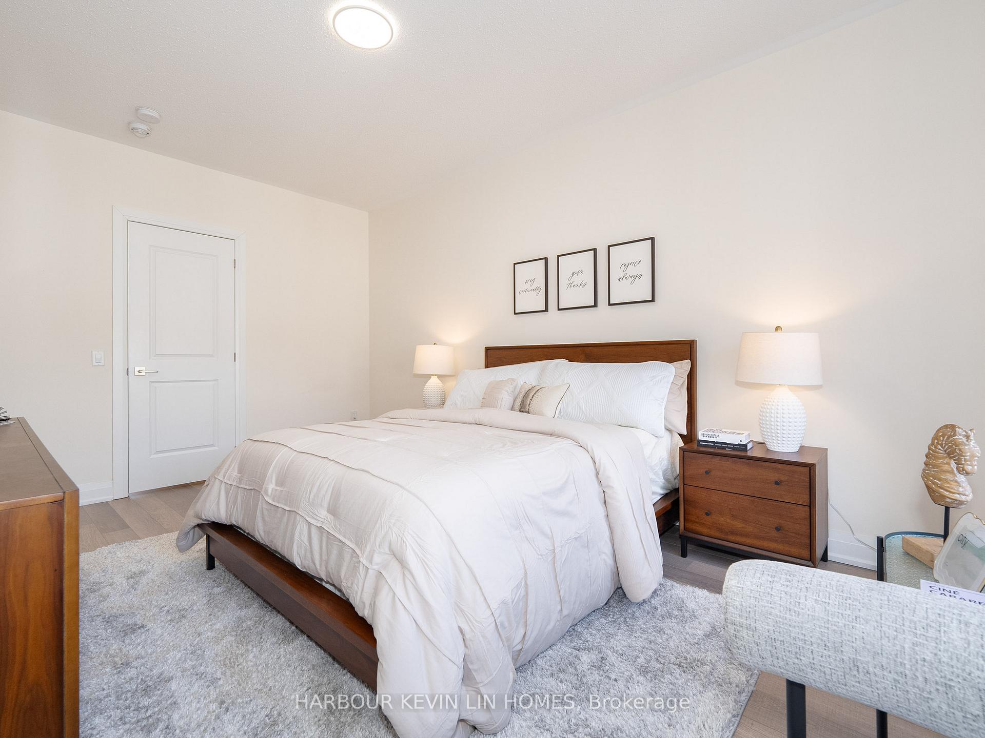 Photo 47 of 64 Salterton Circle, Vaughan, Rural Vaughan — HOMEH