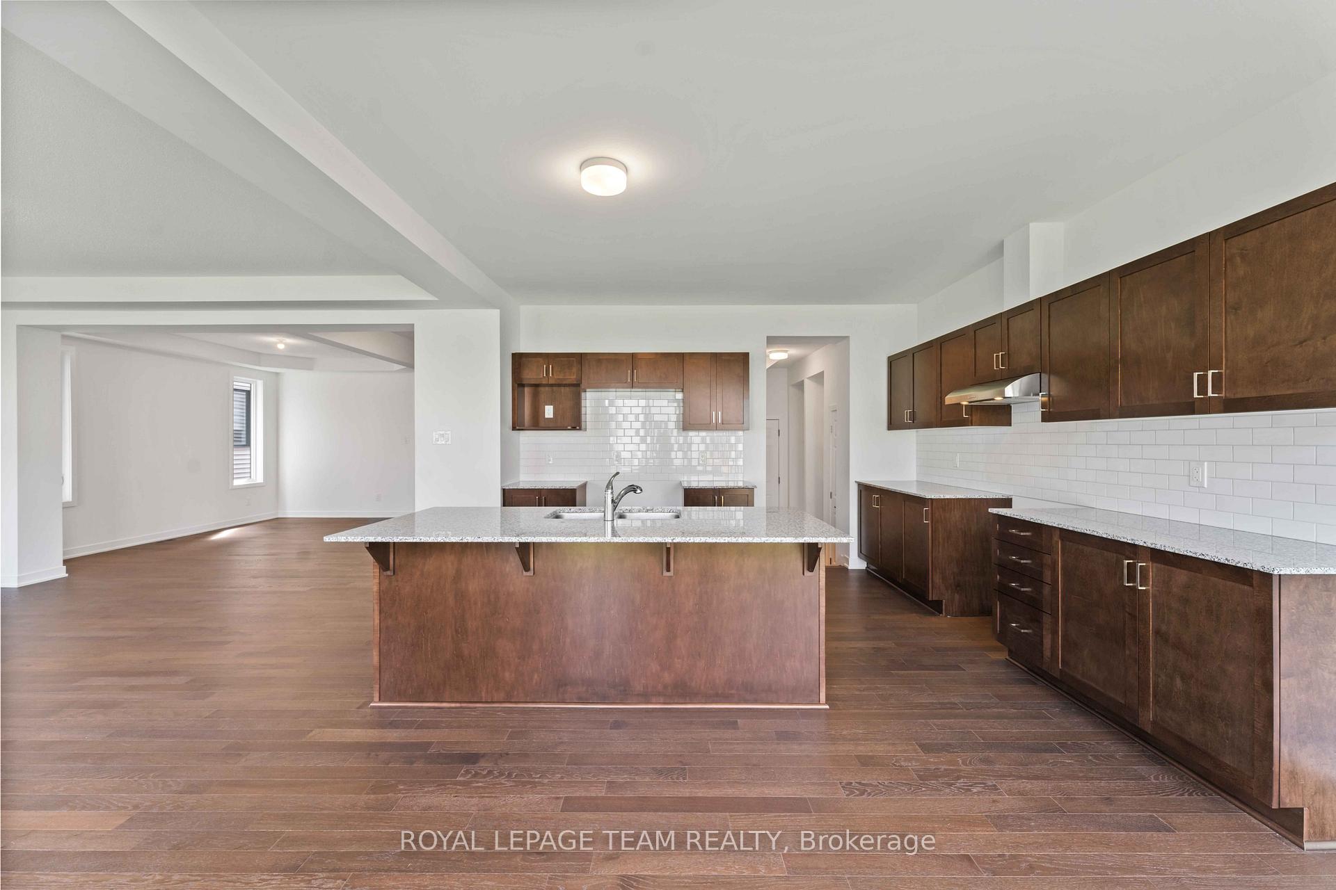 Photo 9 of 686 Fenwick Way, Ottawa, Barrhaven - Stonebridge — HOMEH