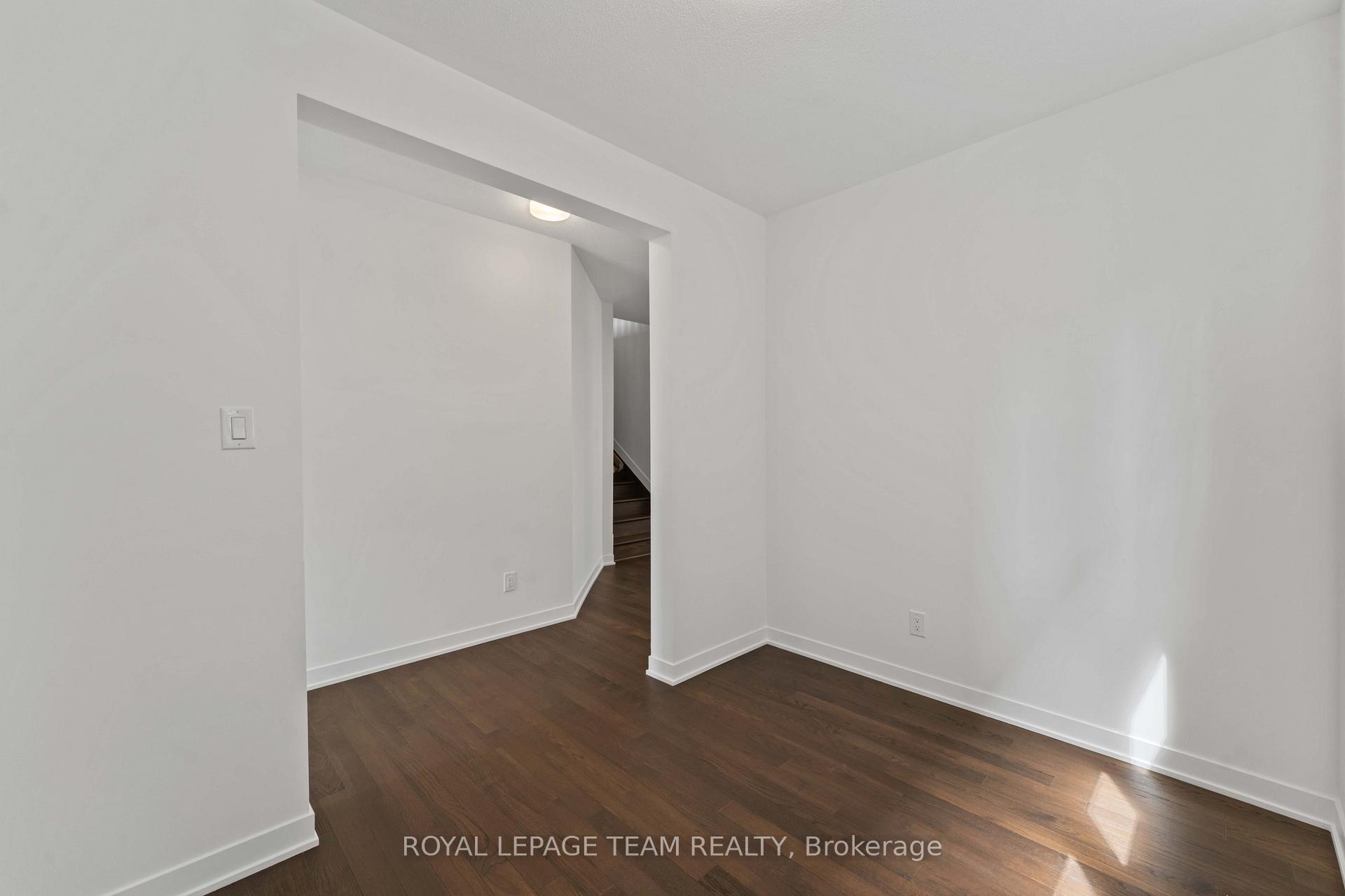 Photo 19 of 686 Fenwick Way, Ottawa, Barrhaven - Stonebridge — HOMEH