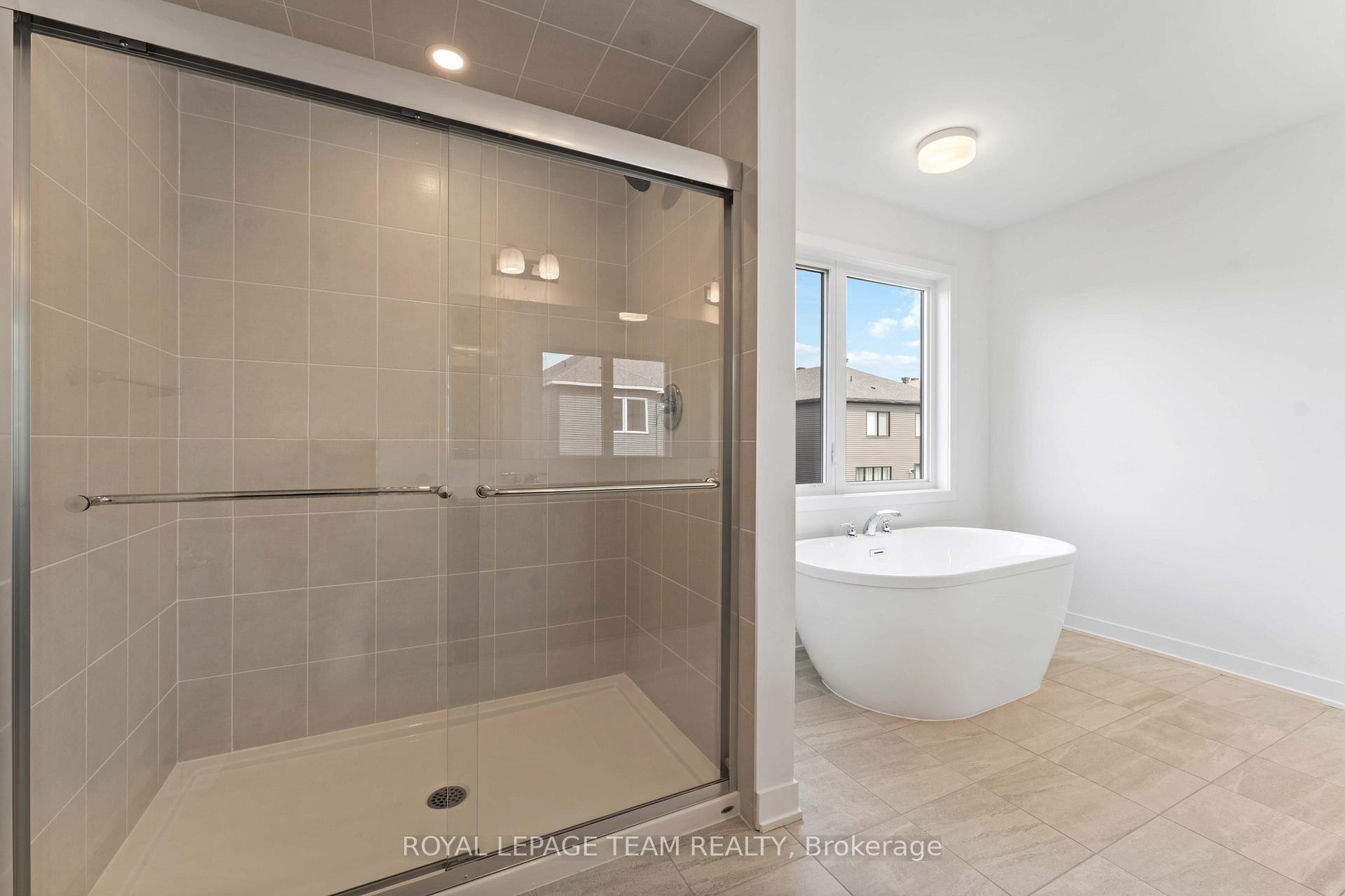 Photo 27 of 686 Fenwick Way, Ottawa, Barrhaven - Stonebridge — HOMEH
