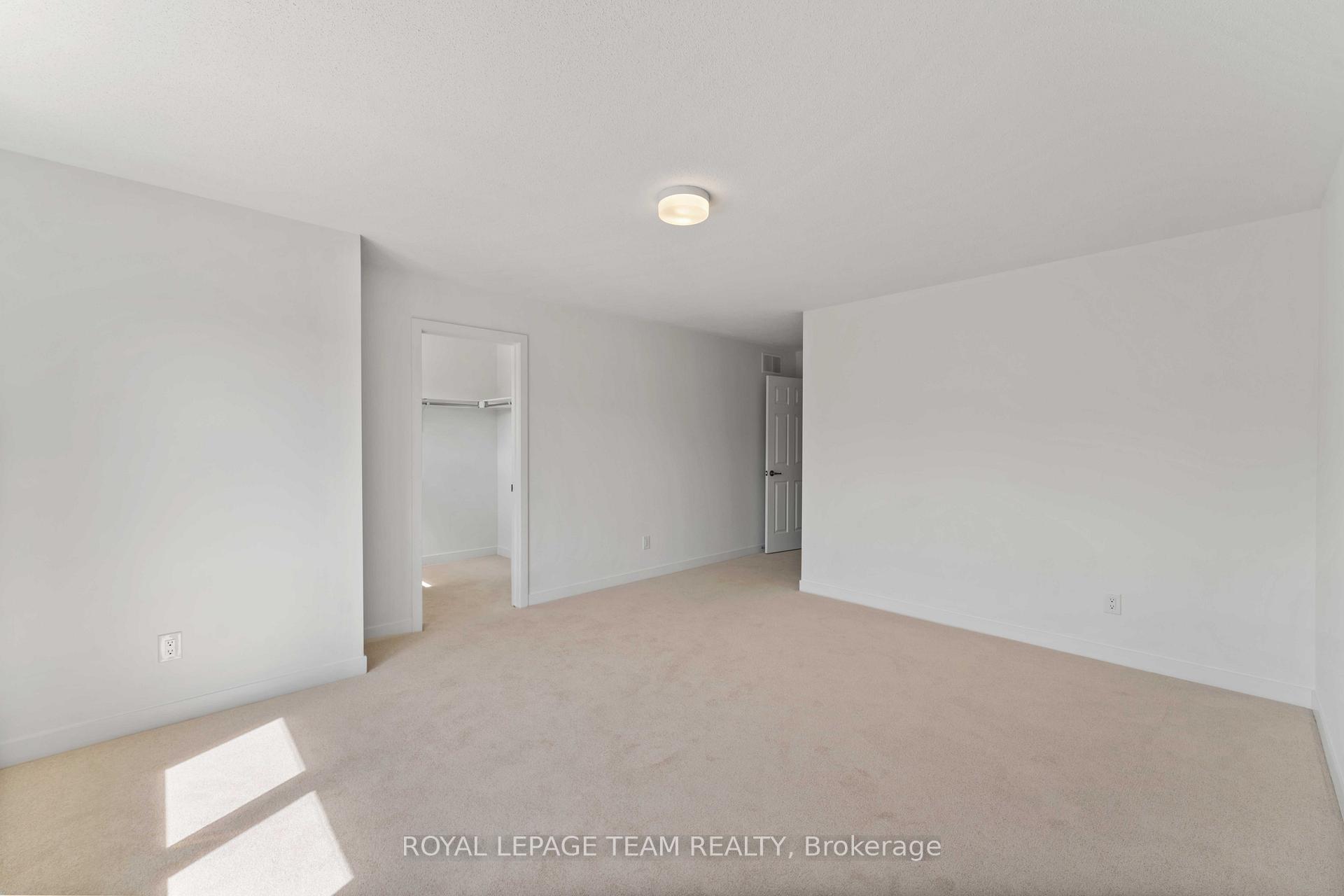 Photo 34 of 686 Fenwick Way, Ottawa, Barrhaven - Stonebridge — HOMEH