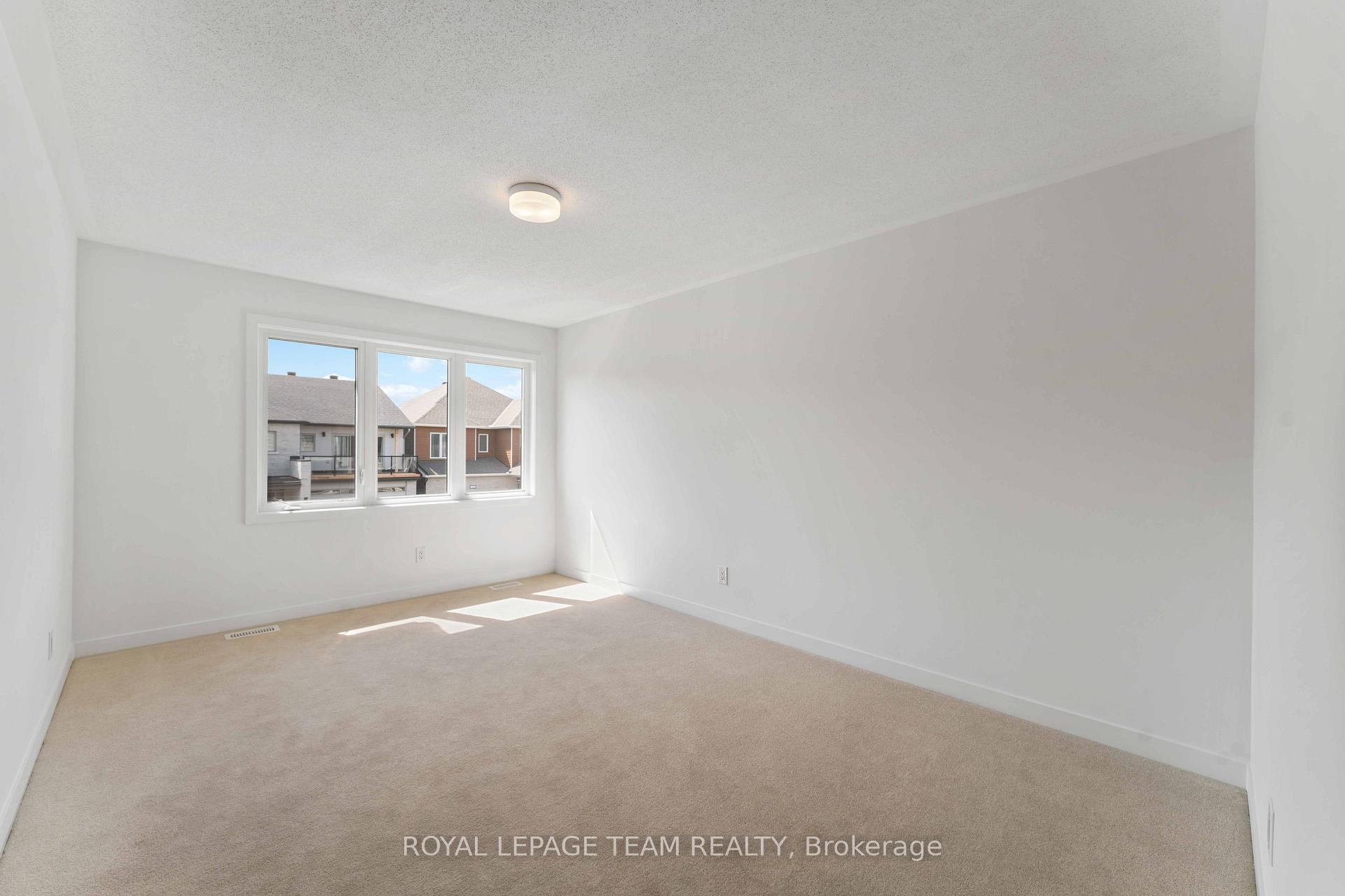 Photo 40 of 686 Fenwick Way, Ottawa, Barrhaven - Stonebridge — HOMEH
