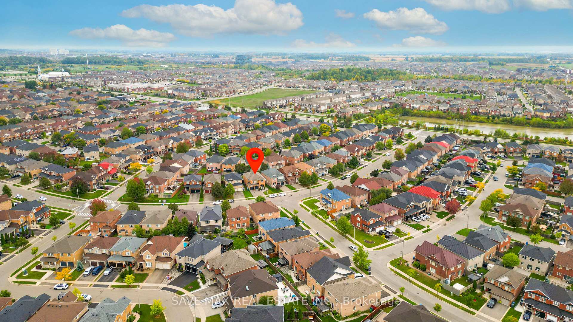 Photo 48 of 100 Crown Victoria Drive, Brampton, Fletcher's Meadow — HOMEH