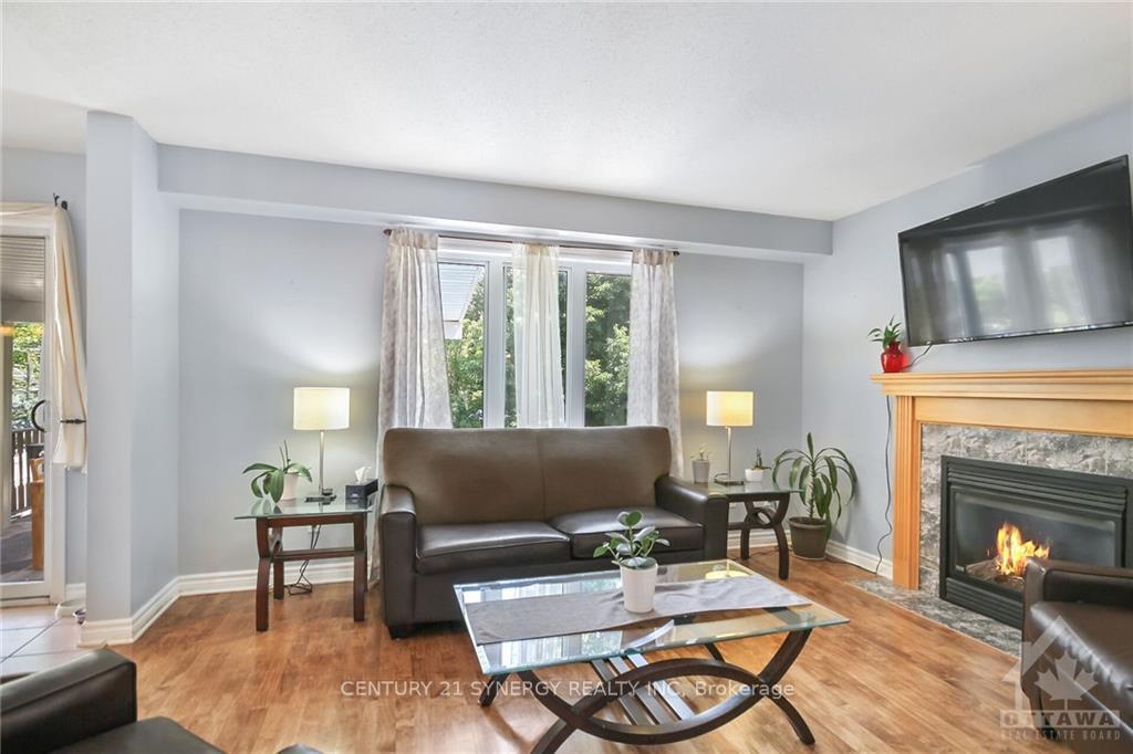 Photo 4 of 51 Cresthaven Drive, Ottawa, Barrhaven East — HOMEH