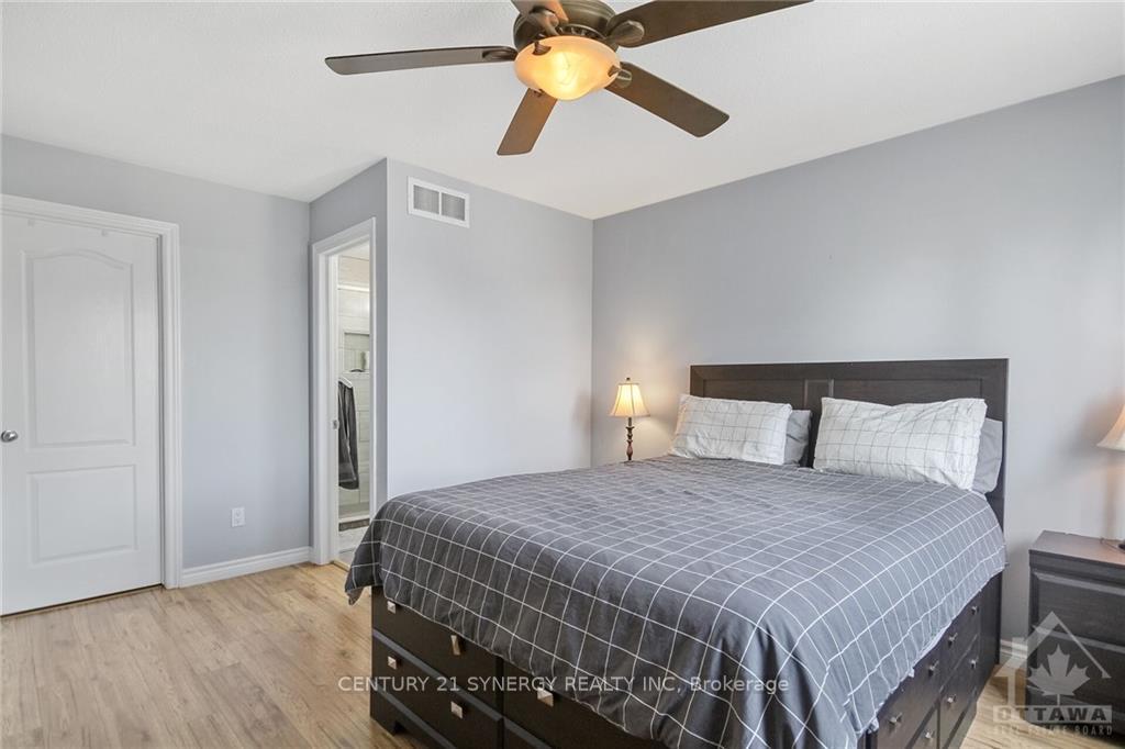 Photo 11 of 51 Cresthaven Drive, Ottawa, Barrhaven East — HOMEH