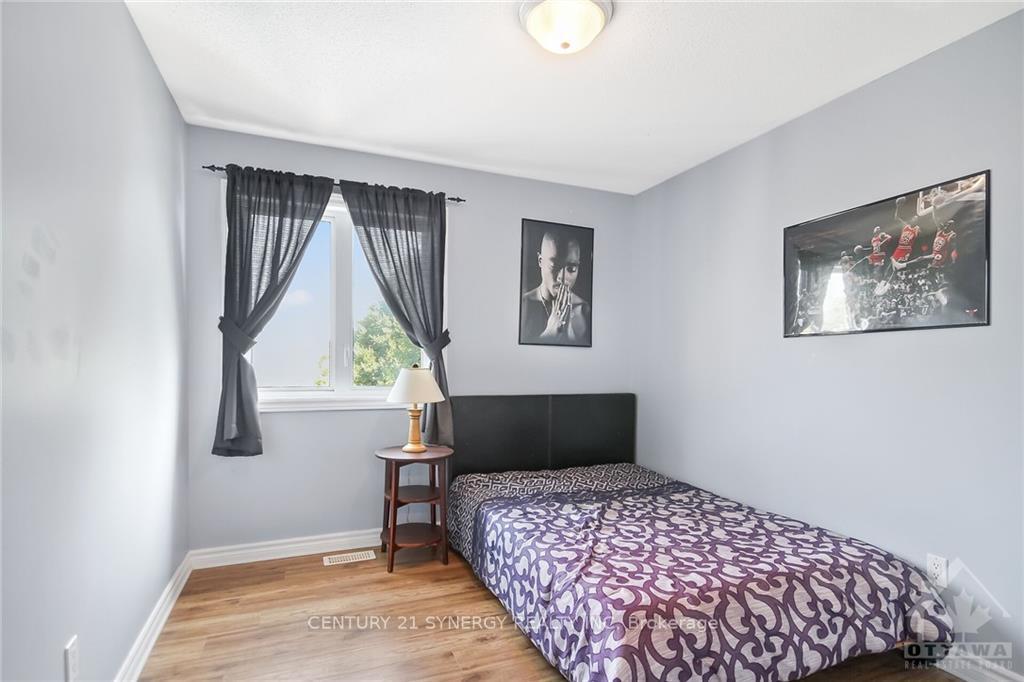 Photo 13 of 51 Cresthaven Drive, Ottawa, Barrhaven East — HOMEH