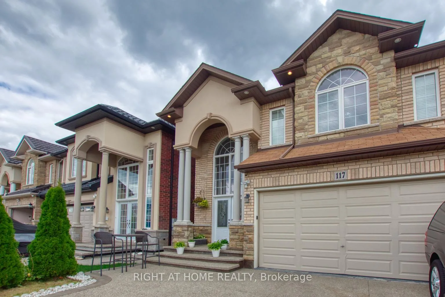 Photo 3 of 117 Chartwell Circle, Hamilton, Jerome — HOMEH