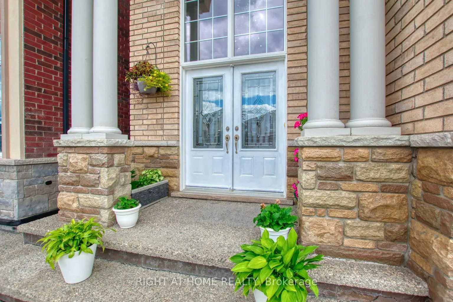Photo 6 of 117 Chartwell Circle, Hamilton, Jerome — HOMEH