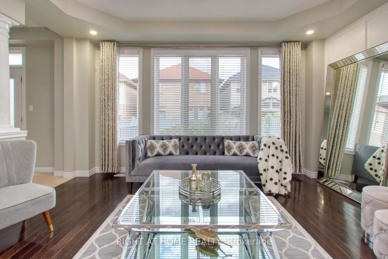 Photo 16 of 117 Chartwell Circle, Hamilton, Jerome — HOMEH
