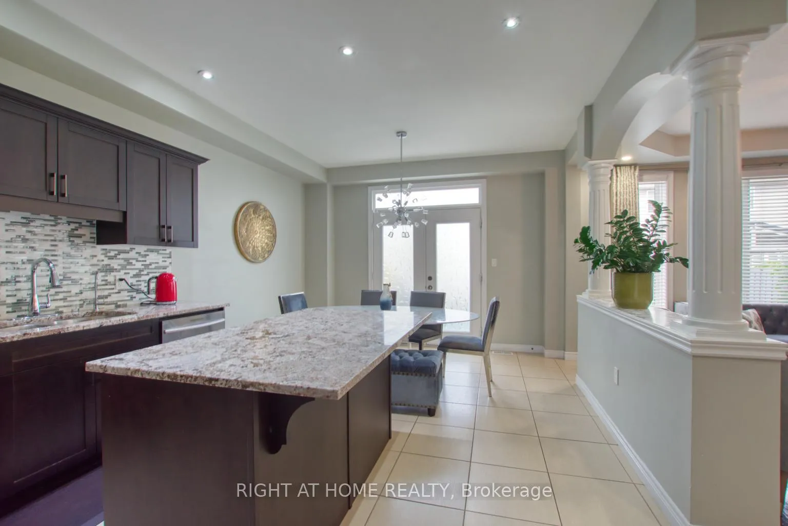 Photo 25 of 117 Chartwell Circle, Hamilton, Jerome — HOMEH