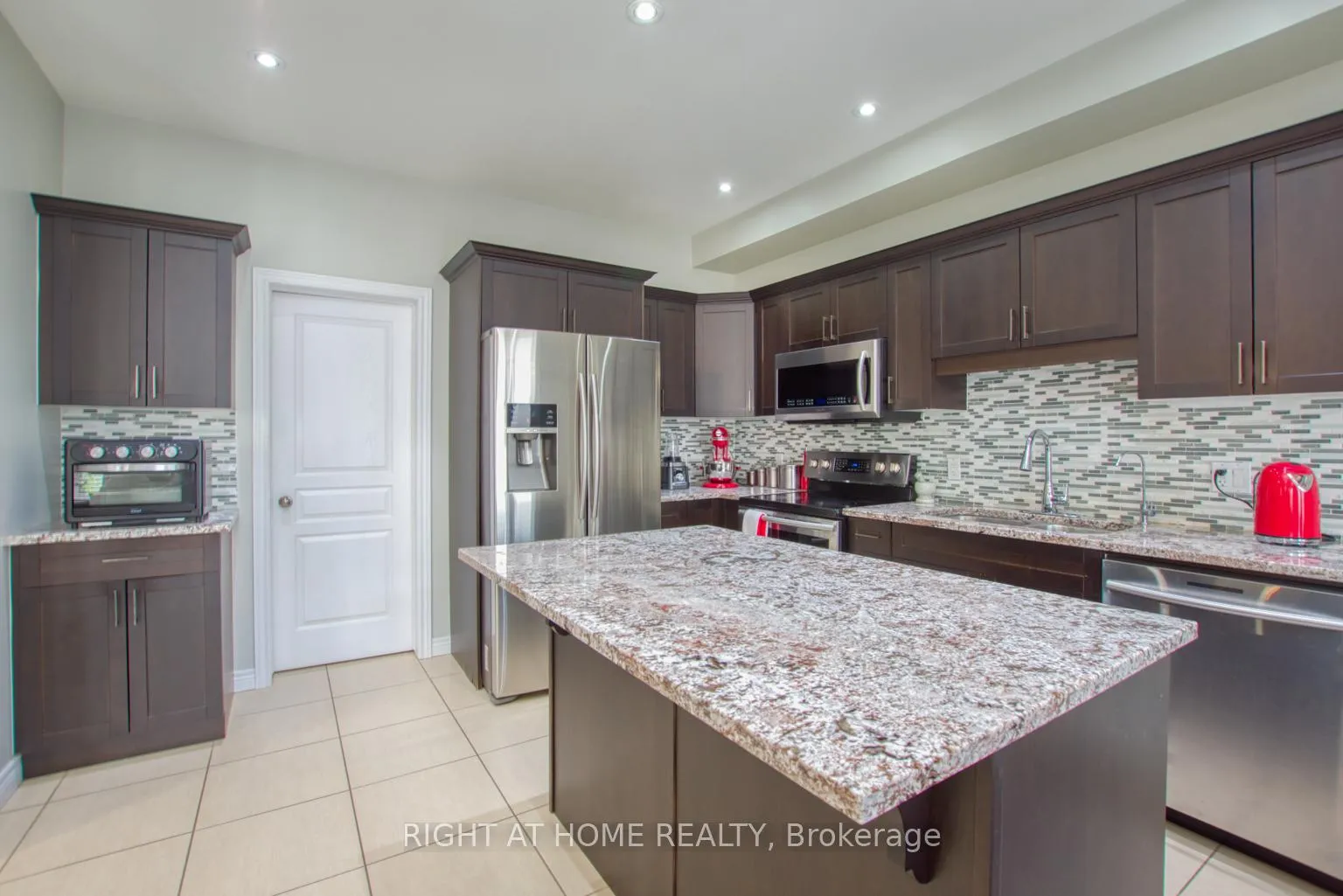 Photo 27 of 117 Chartwell Circle, Hamilton, Jerome — HOMEH