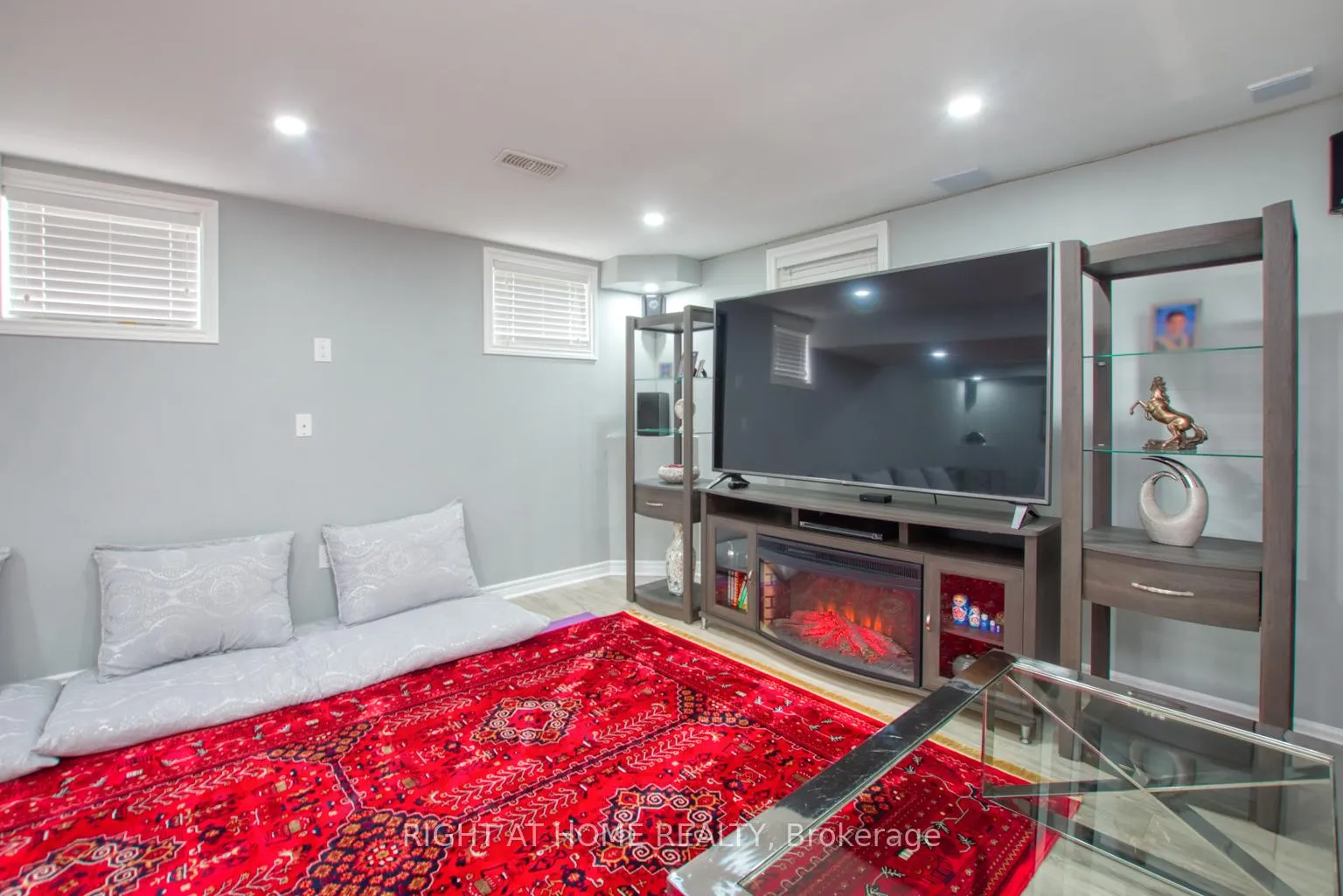 Photo 67 of 117 Chartwell Circle, Hamilton, Jerome — HOMEH