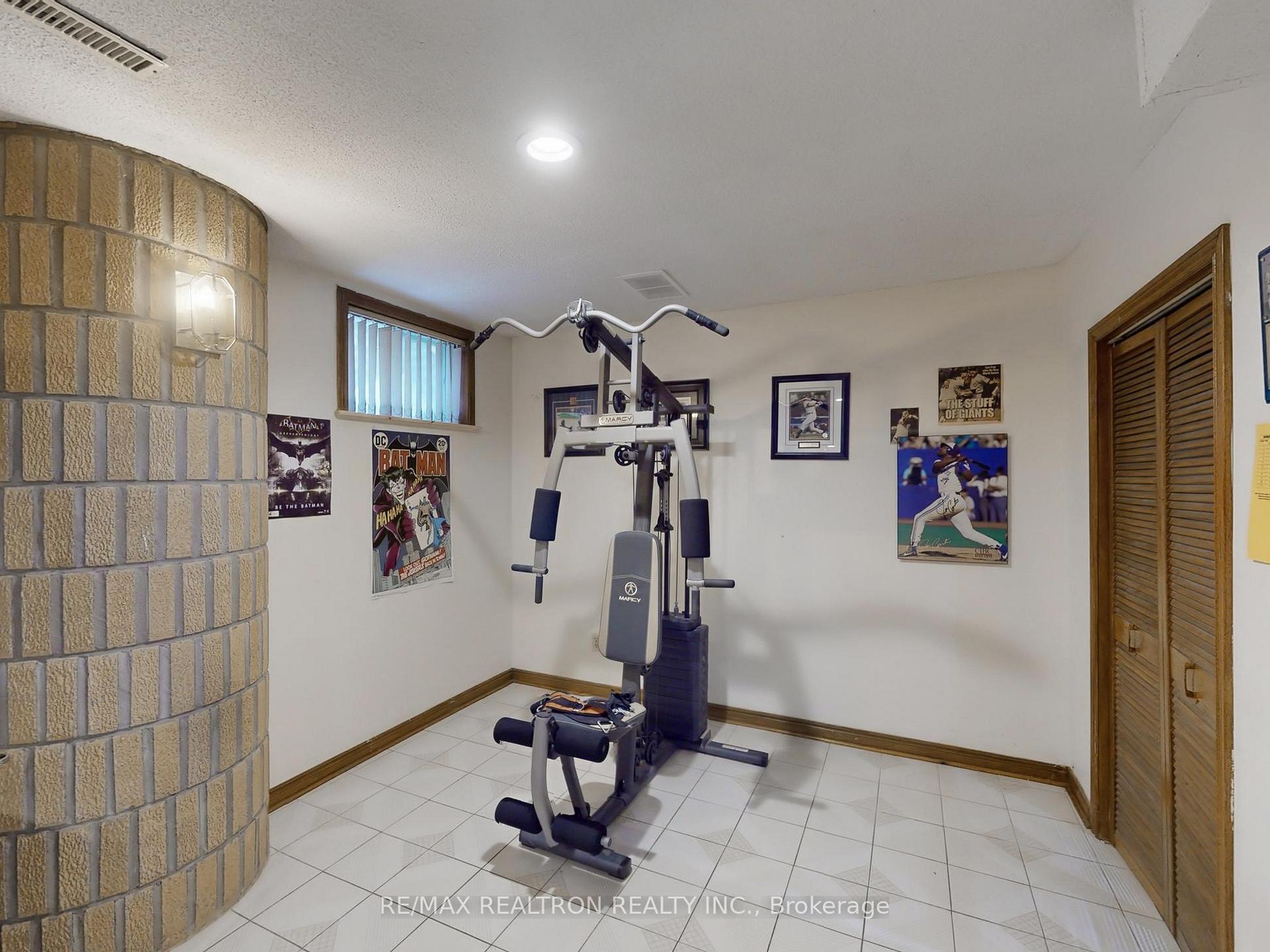 Photo 28 of 266 Clover Leaf Street, Vaughan, East Woodbridge — HOMEH