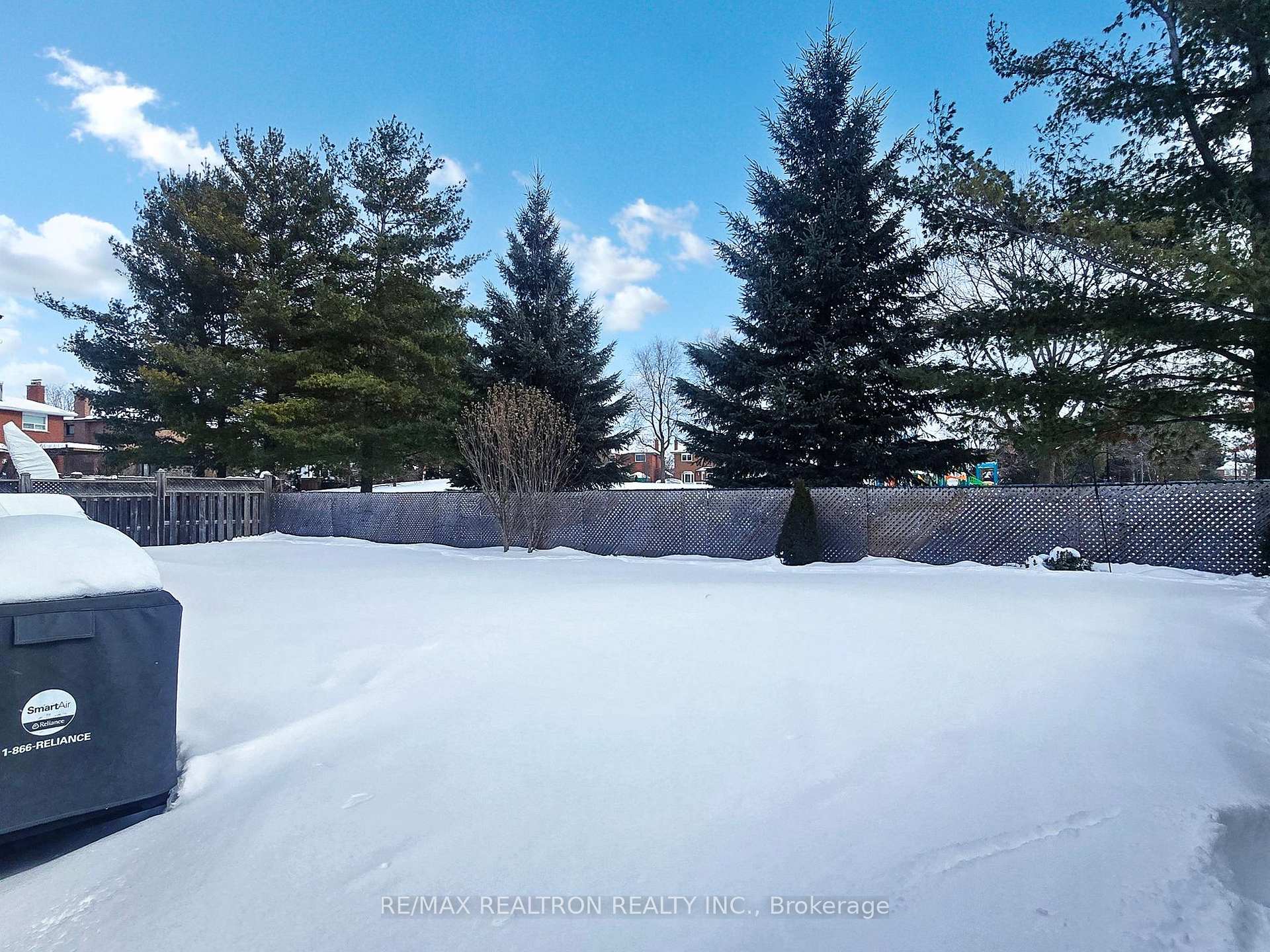 Photo 34 of 266 Clover Leaf Street, Vaughan, East Woodbridge — HOMEH