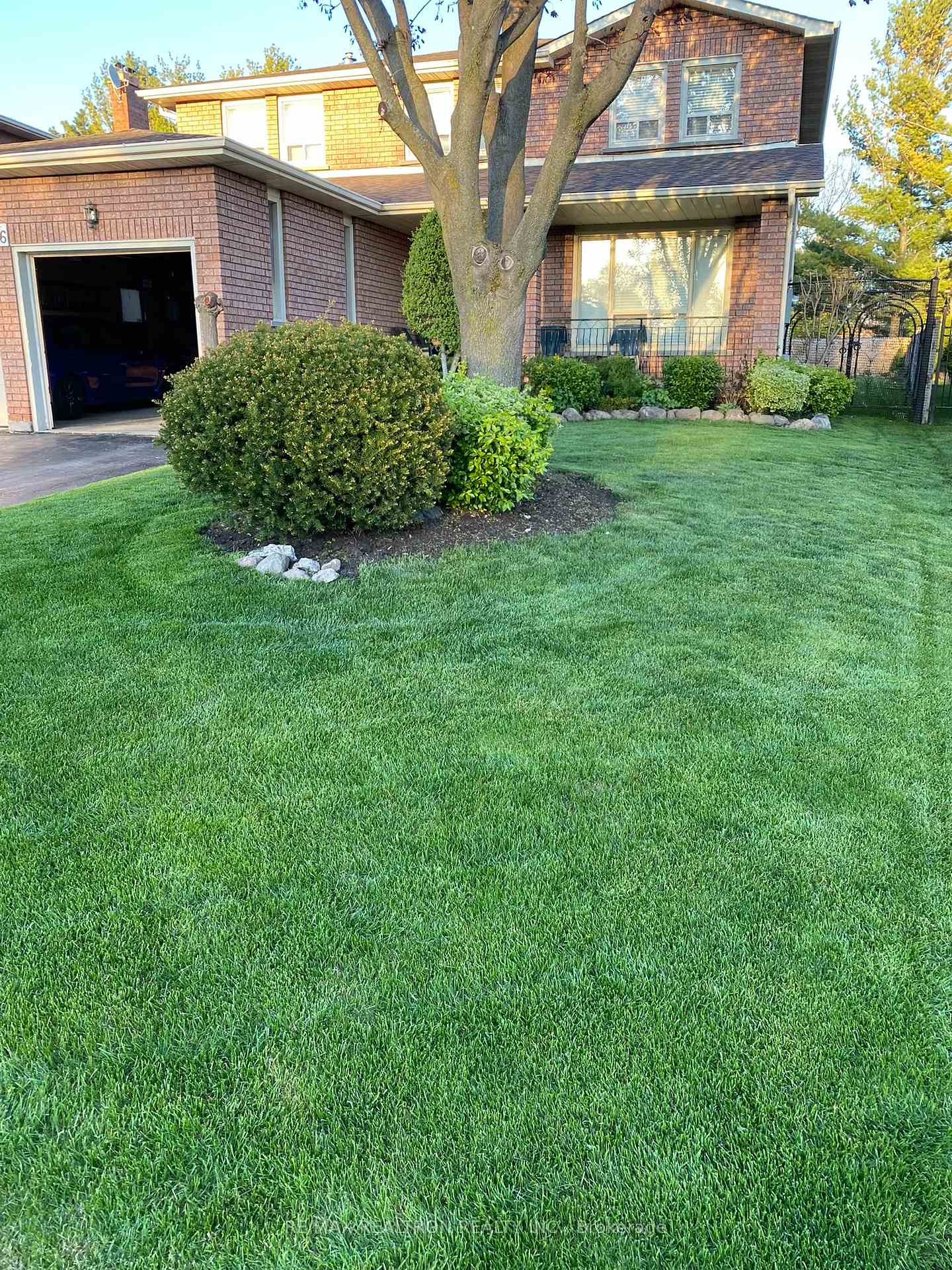 Photo 42 of 266 Clover Leaf Street, Vaughan, East Woodbridge — HOMEH