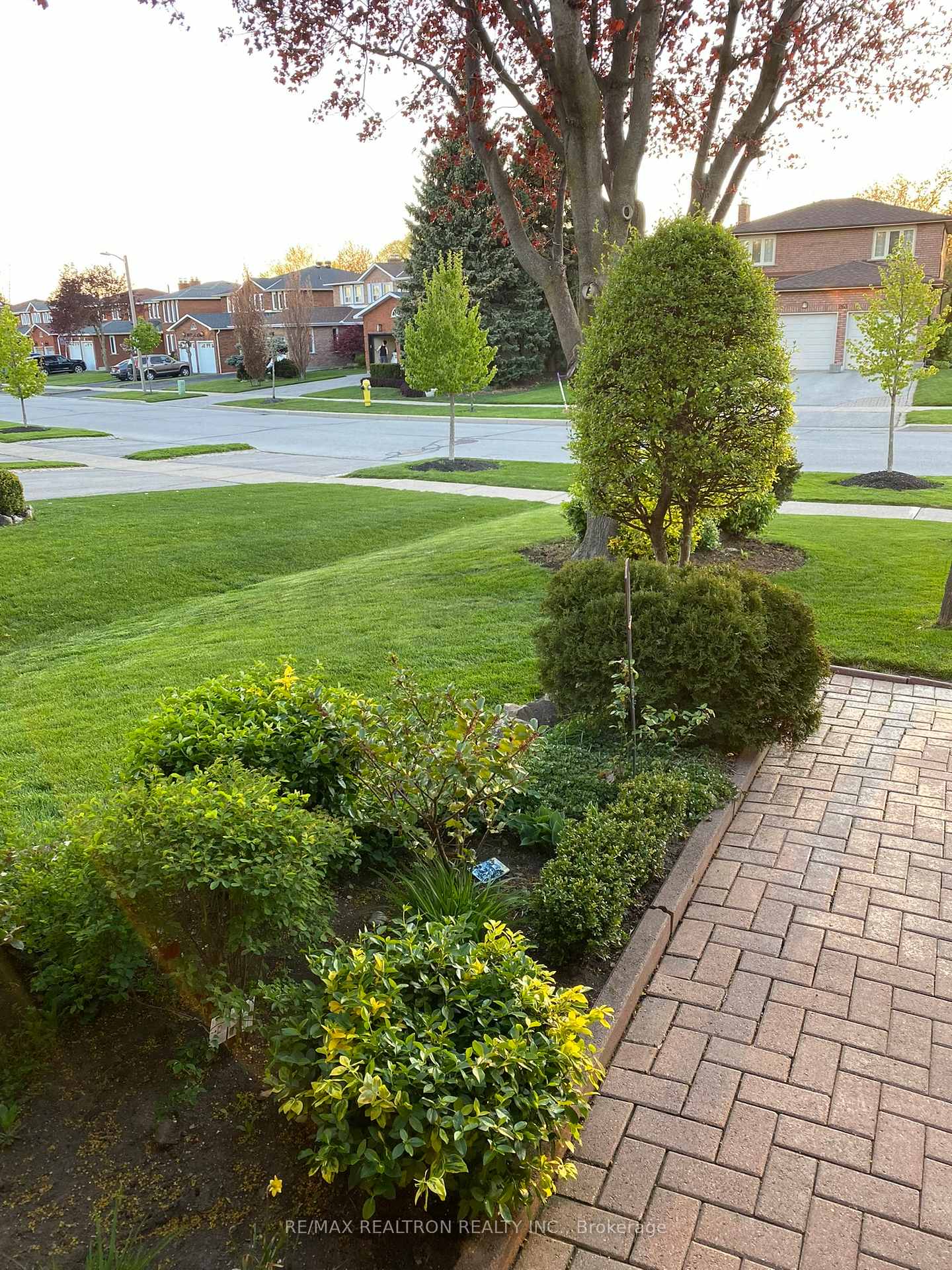 Photo 46 of 266 Clover Leaf Street, Vaughan, East Woodbridge — HOMEH