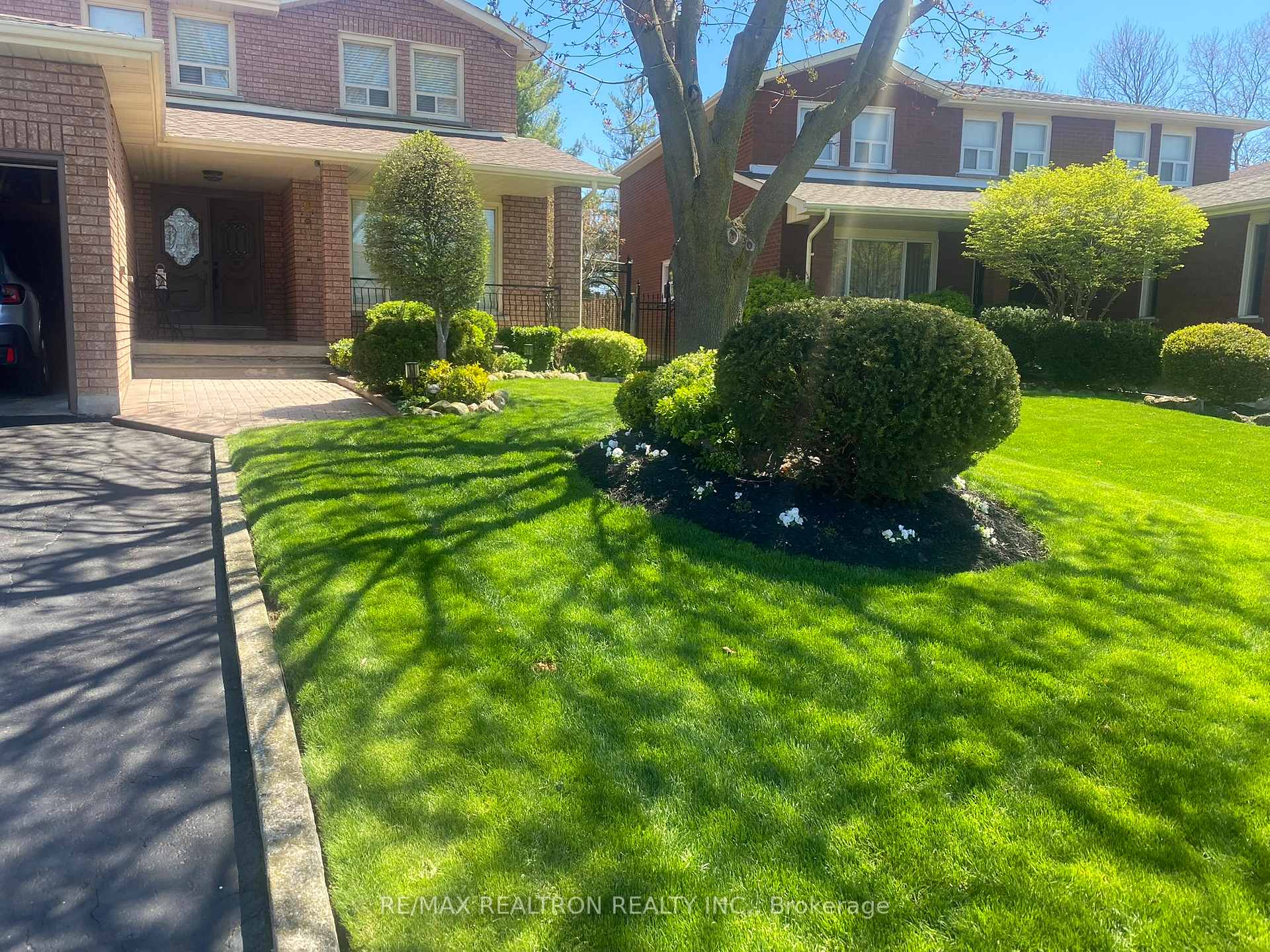 Photo 49 of 266 Clover Leaf Street, Vaughan, East Woodbridge — HOMEH