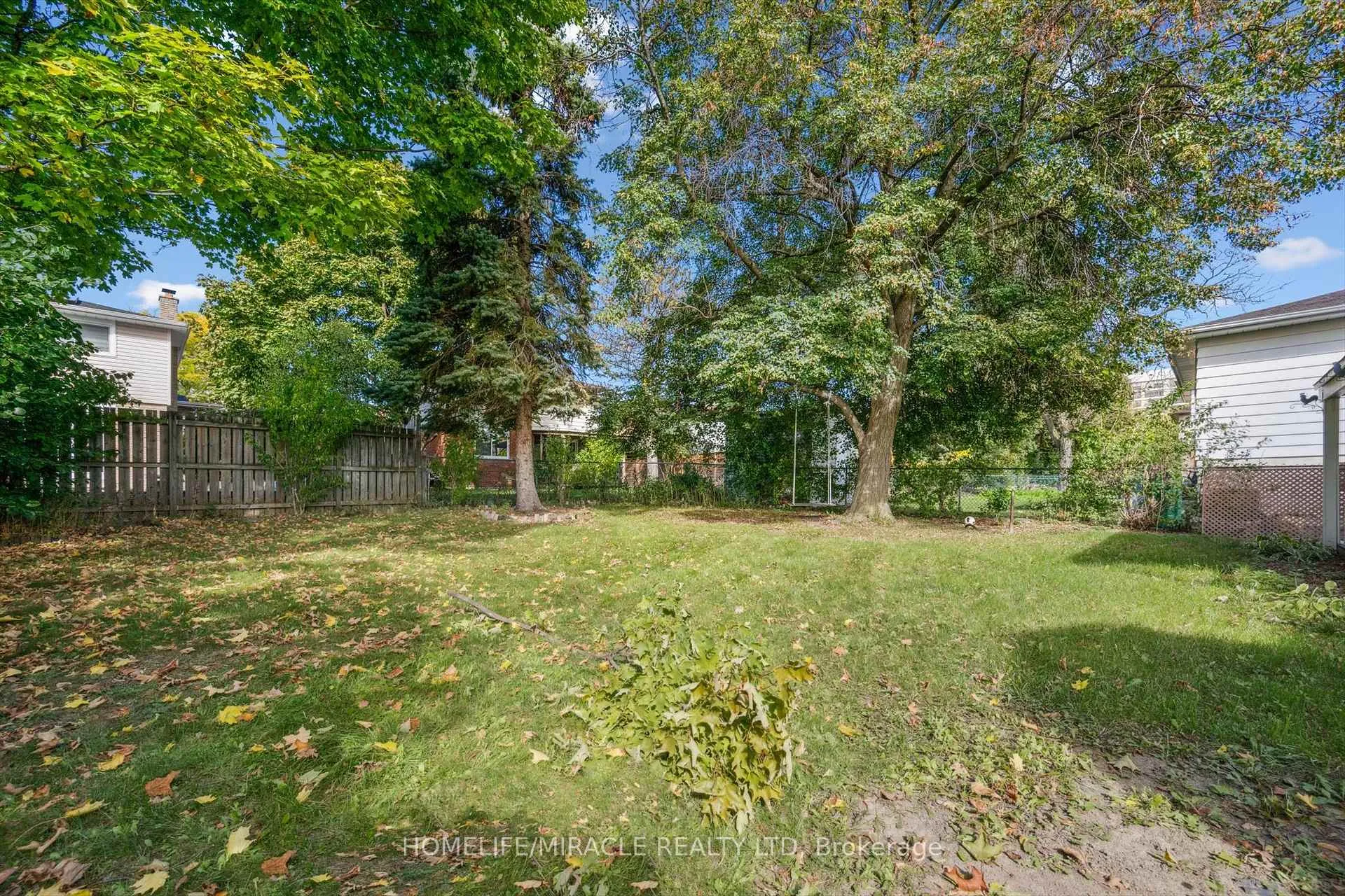 Photo 60 of 56 Elgin Drive, Brampton, Brampton South — HOMEH