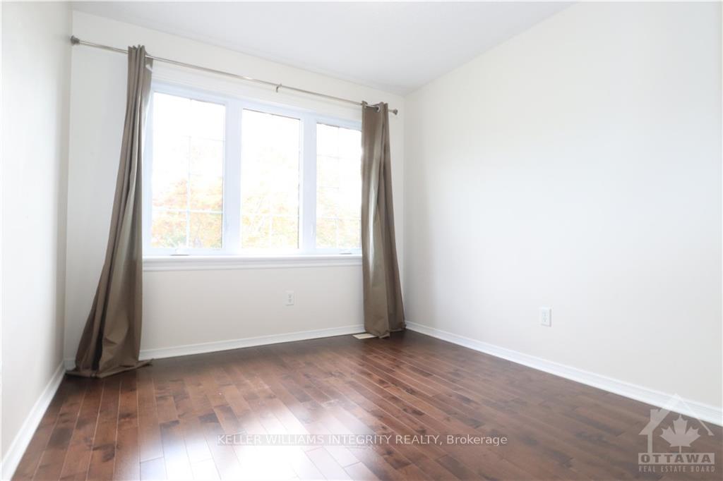 Photo 5 of 105 Rustwood, Ottawa, Barrhaven - Stonebridge — HOMEH