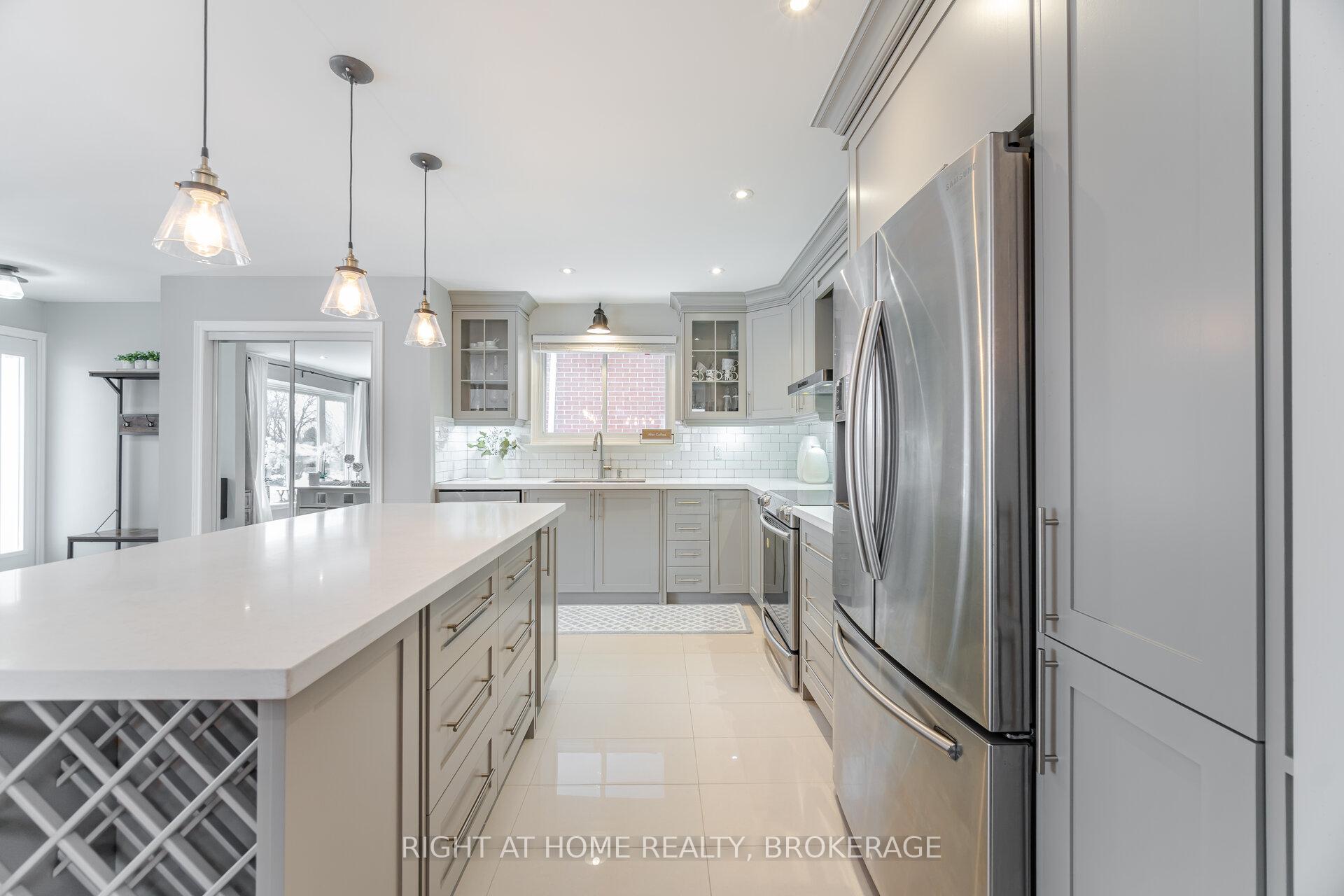 Photo 7 of 663 Cape Avenue, Burlington, Appleby — HOMEH