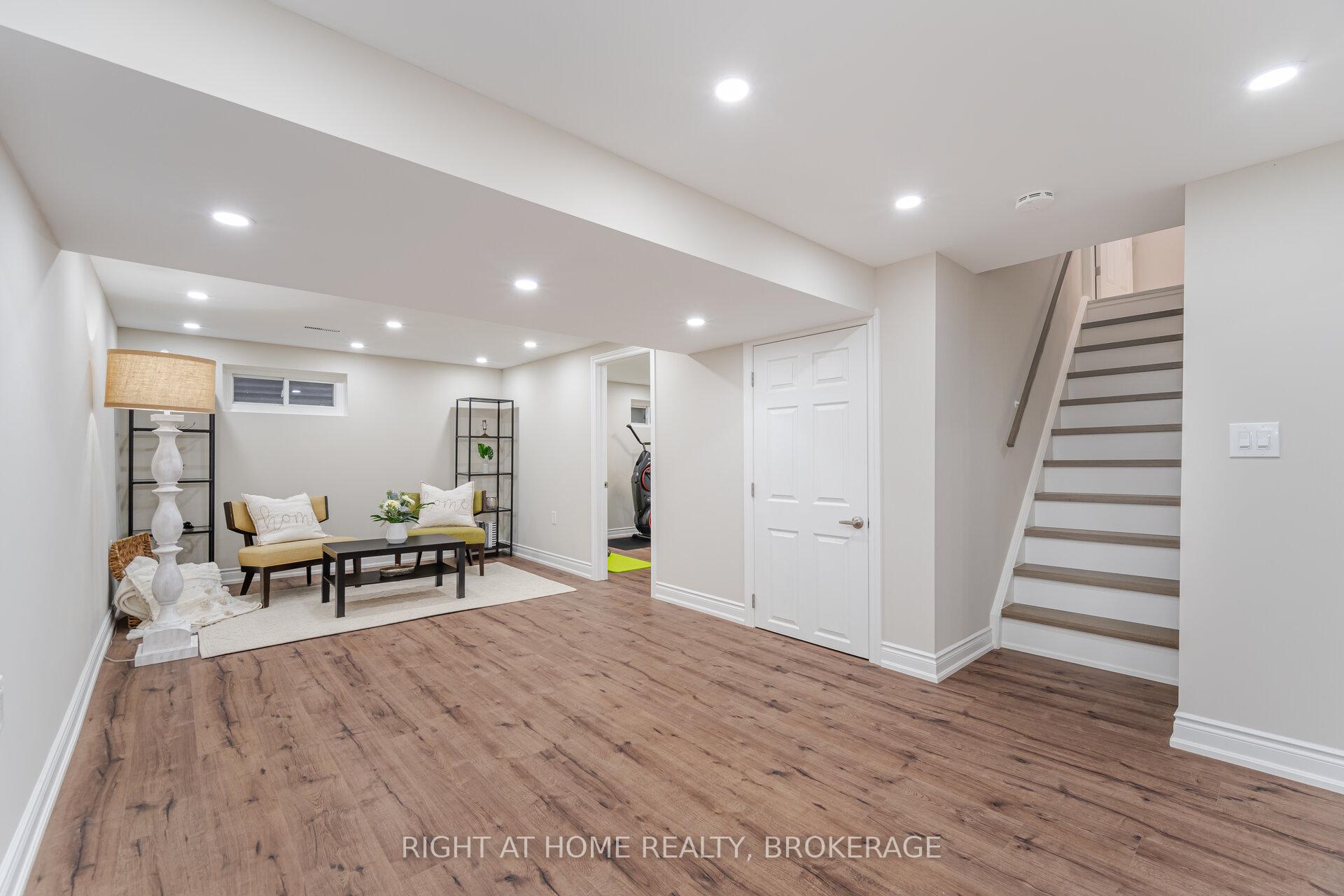 Photo 23 of 663 Cape Avenue, Burlington, Appleby — HOMEH
