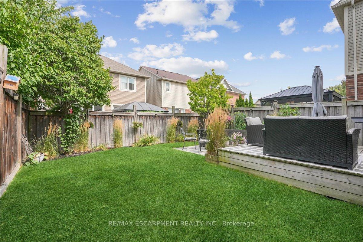 Photo 26 of 40 Peer Court, Hamilton, Meadowlands — HOMEH