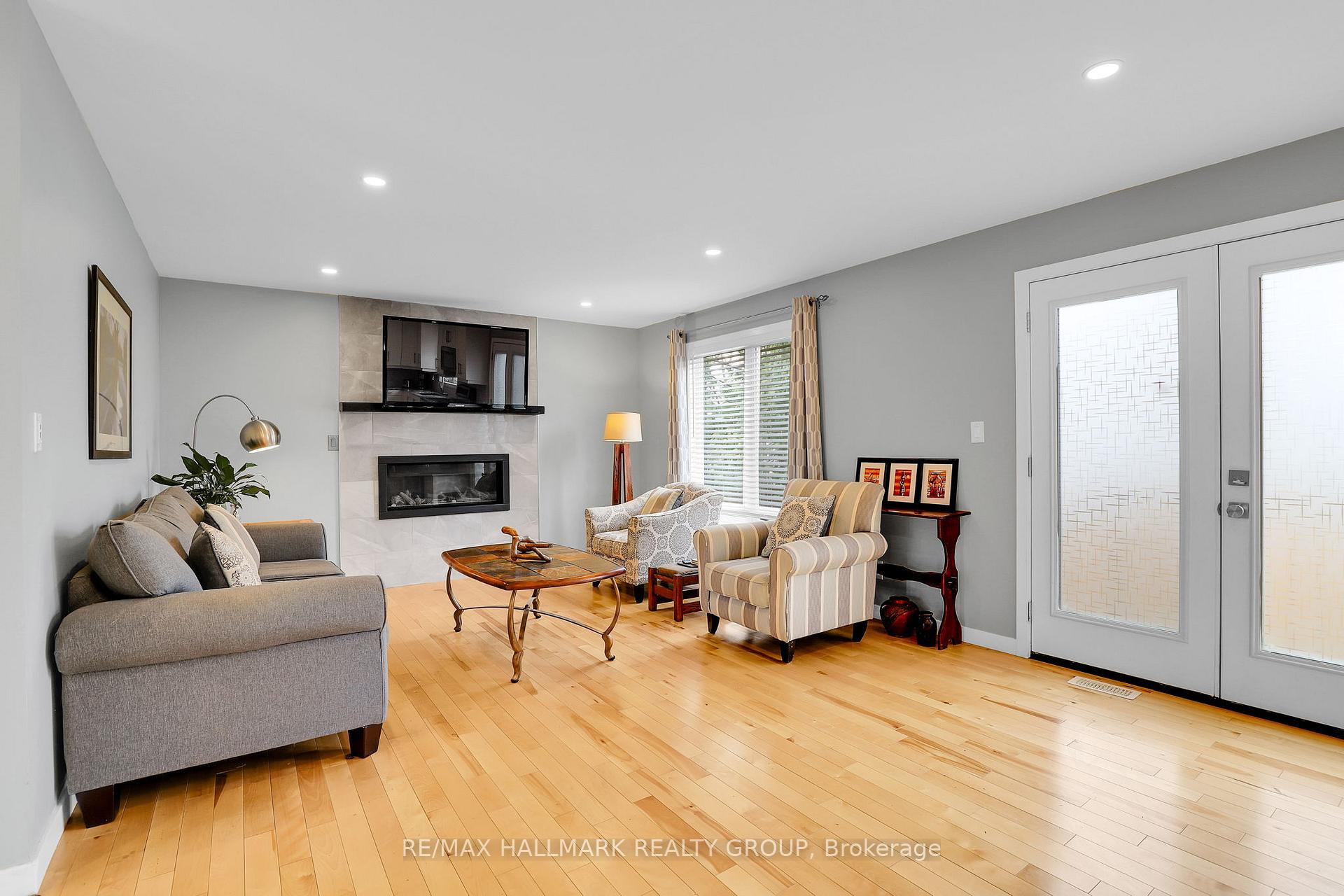Photo 11 of 56 Anna Avenue, Ottawa, Carlington — HOMEH