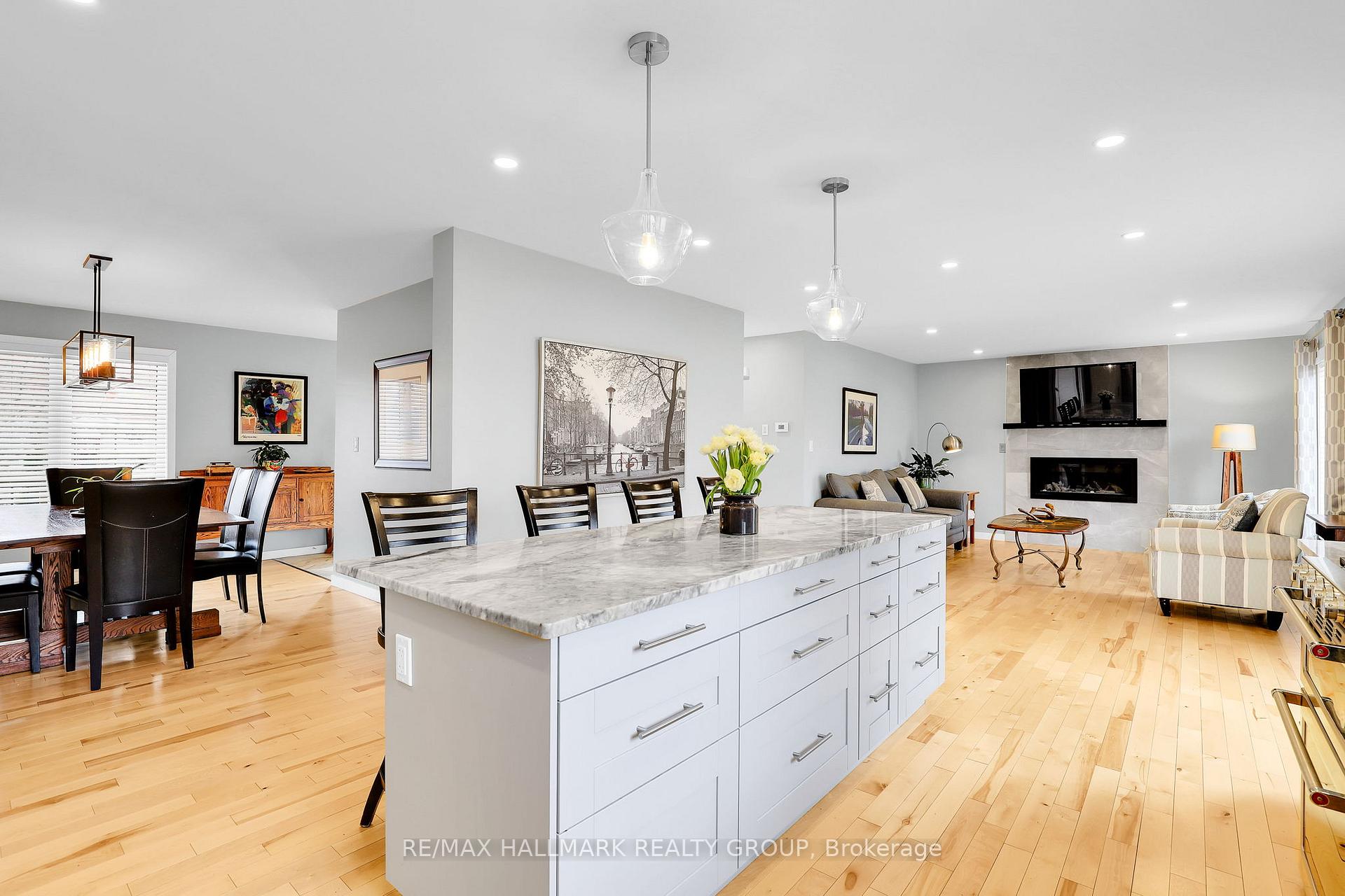 Photo 6 of 56 Anna Avenue, Ottawa, Carlington — HOMEH