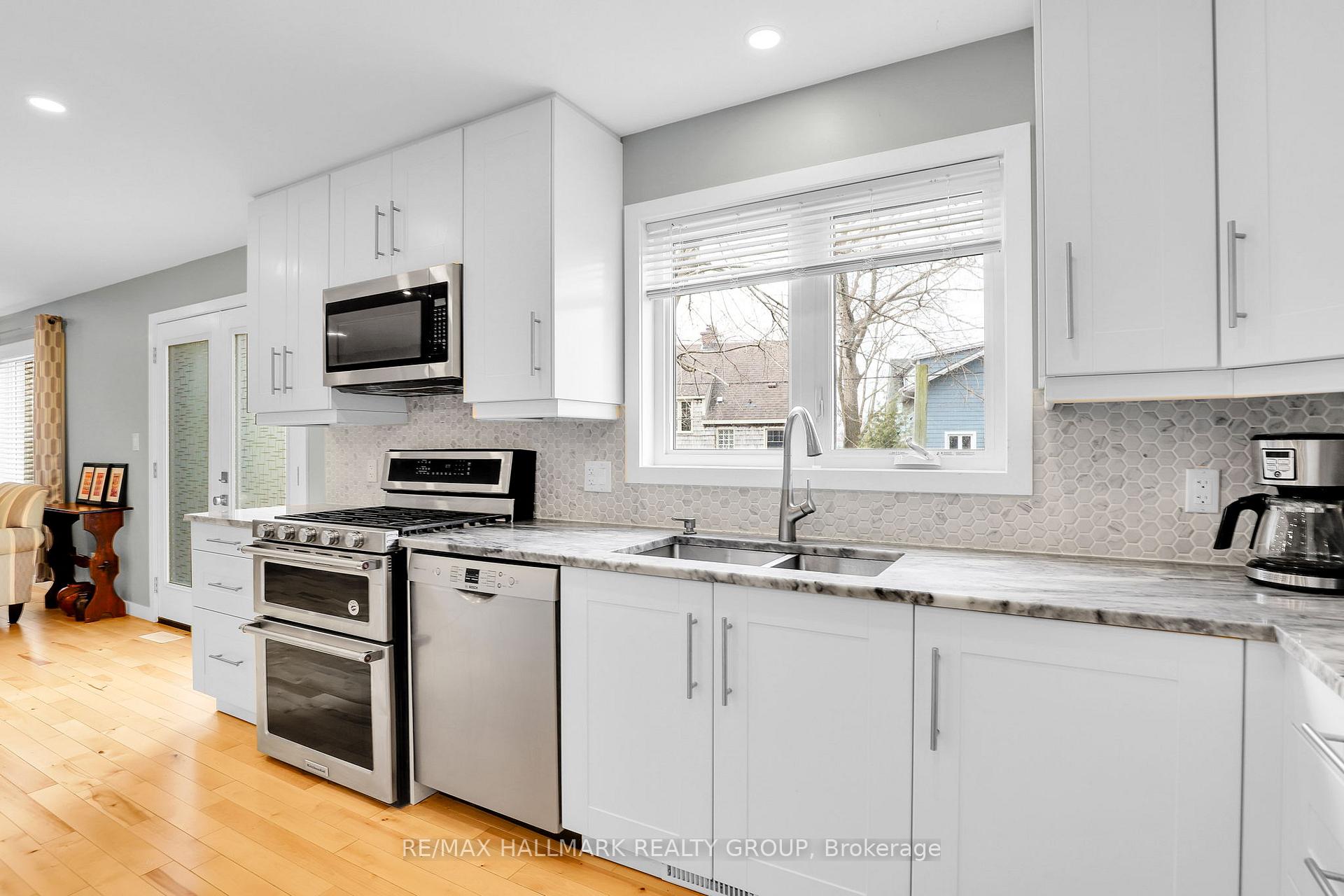 Photo 15 of 56 Anna Avenue, Ottawa, Carlington — HOMEH
