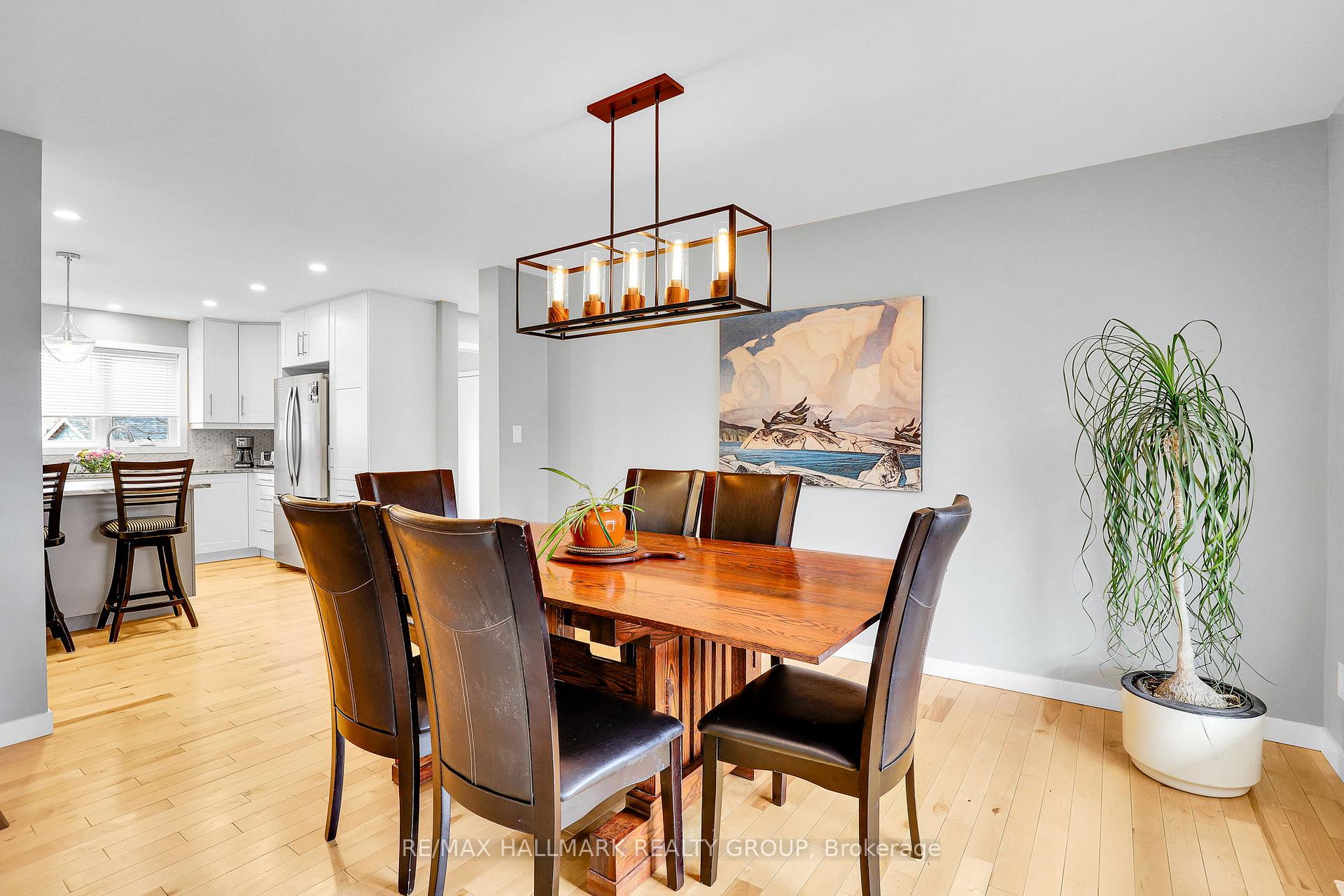 Photo 17 of 56 Anna Avenue, Ottawa, Carlington — HOMEH
