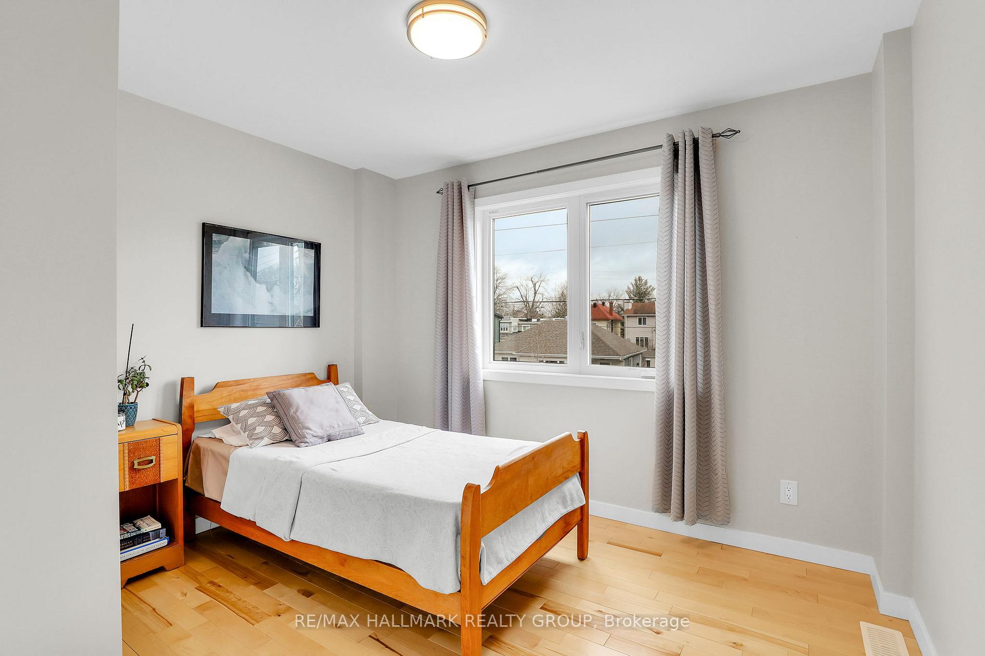 Photo 27 of 56 Anna Avenue, Ottawa, Carlington — HOMEH