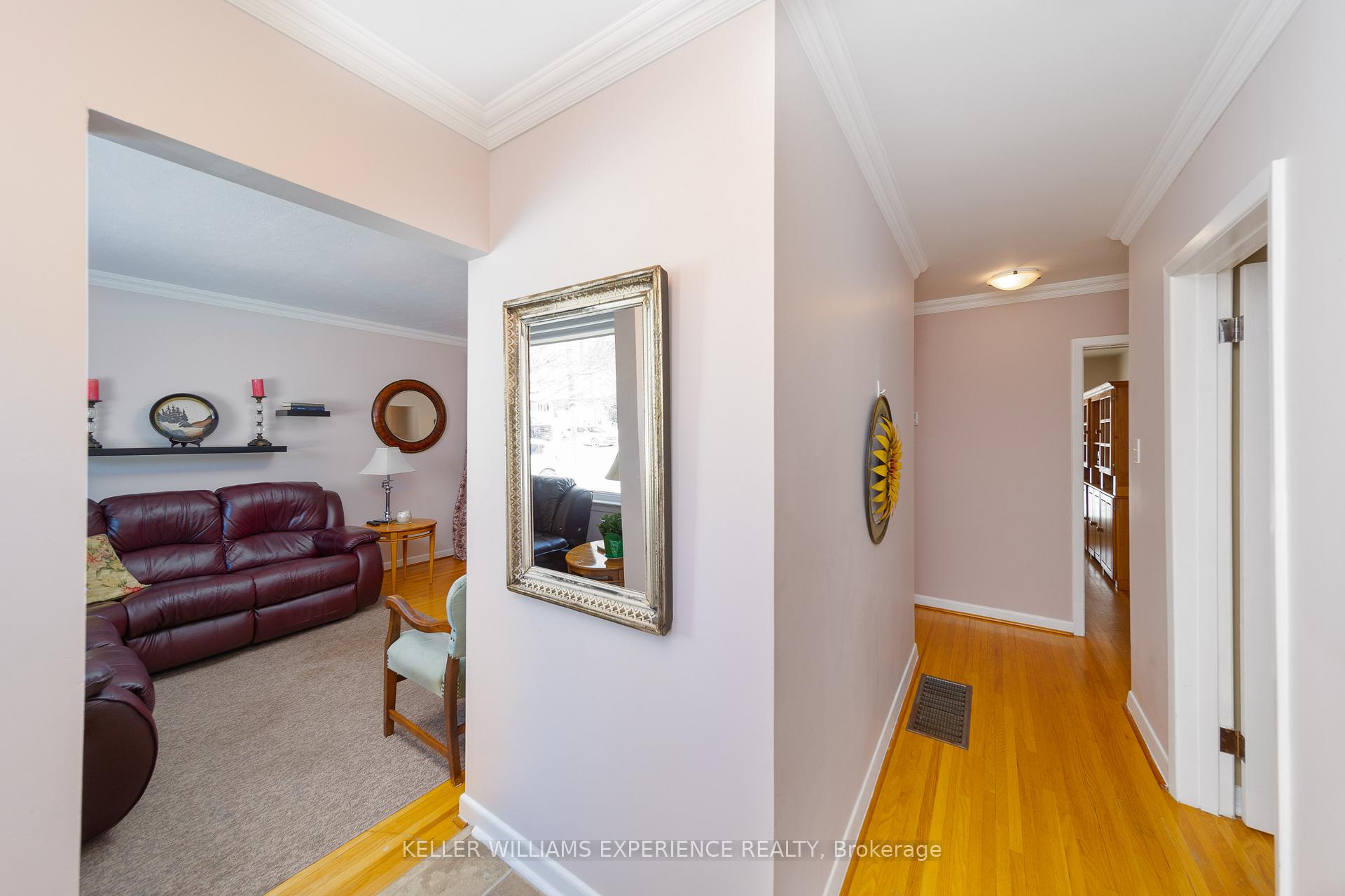 Photo 3 of 67 Queen Street, Barrie, Codrington — HOMEH