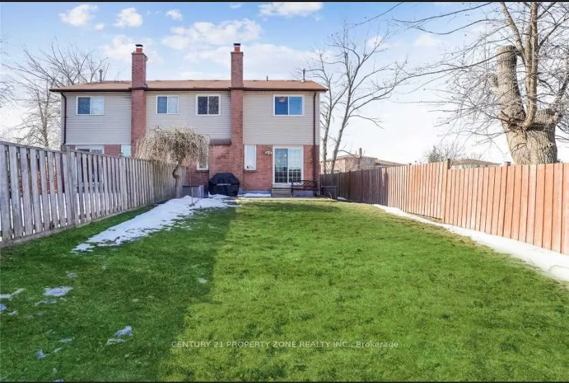 Photo 11 of 64 Bramhall Circle, Brampton, Madoc — HOMEH