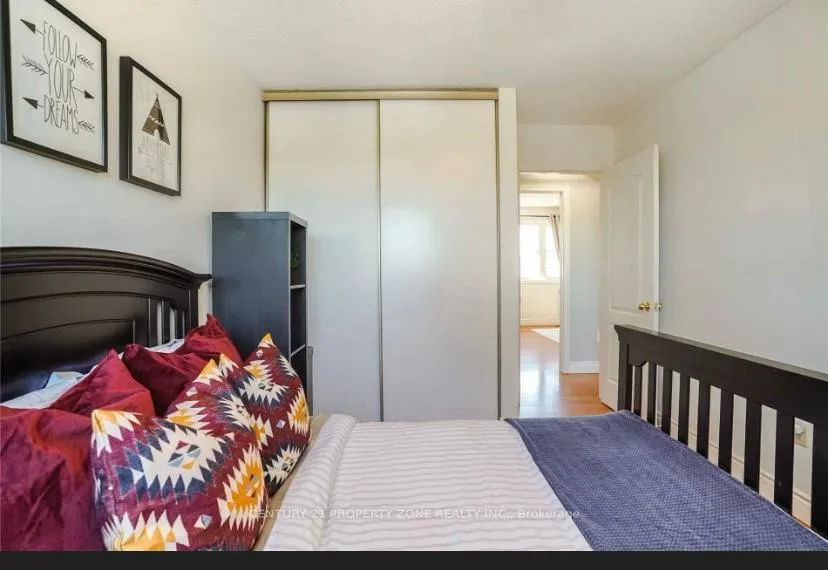Photo 15 of 64 Bramhall Circle, Brampton, Madoc — HOMEH