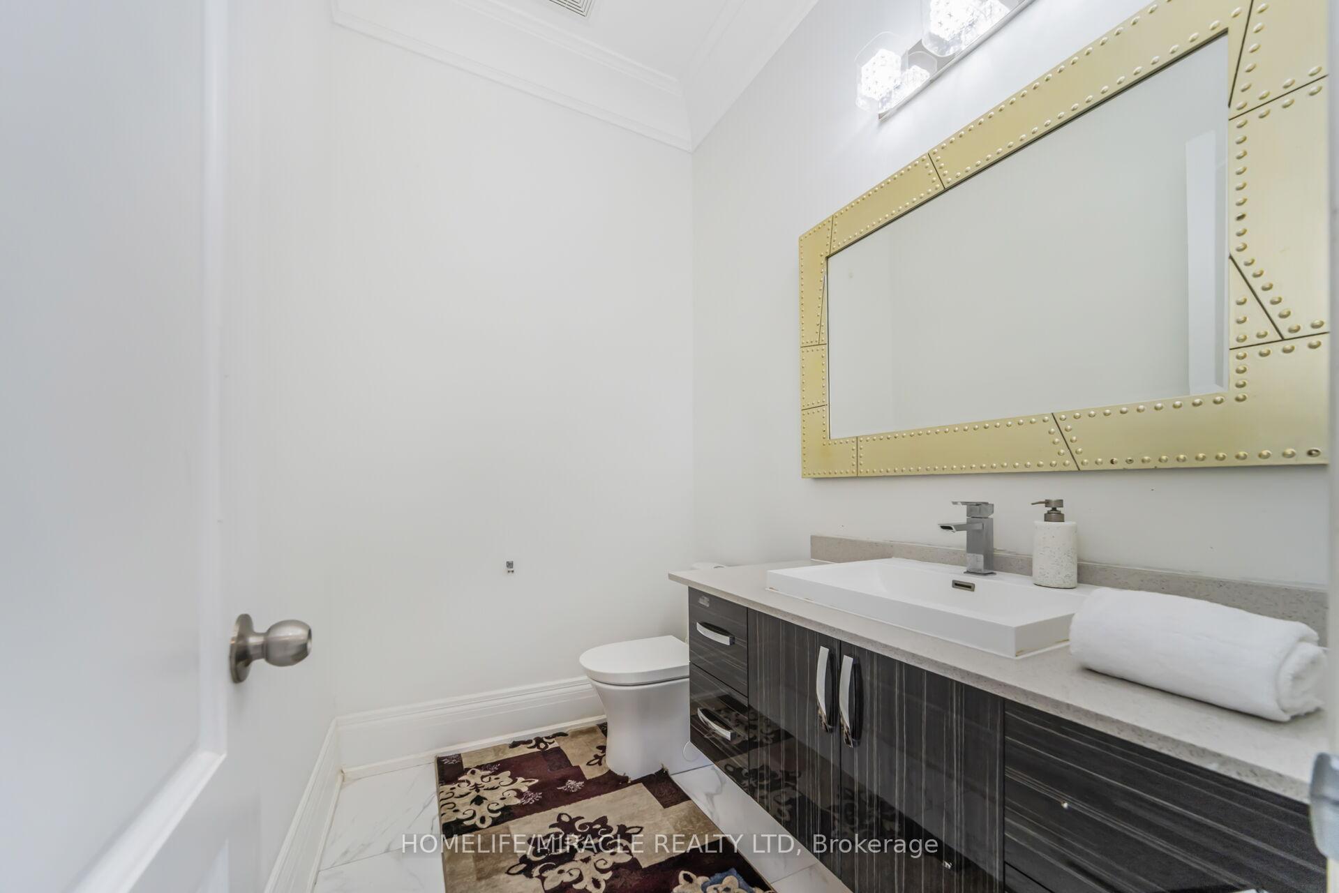 Photo 23 of 21 Bowman Avenue, Brampton, Toronto Gore Rural Estate — HOMEH
