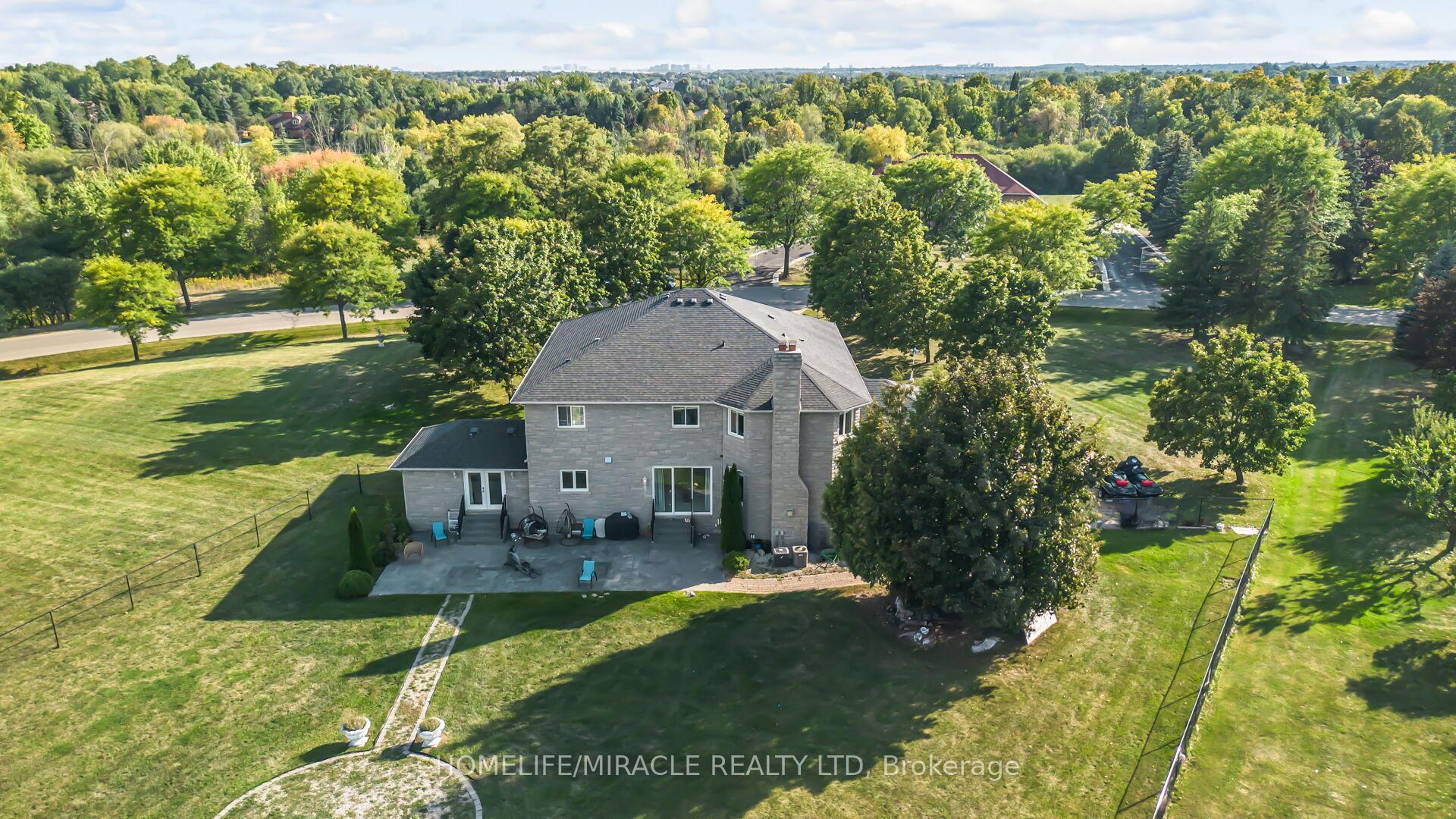 Photo 45 of 21 Bowman Avenue, Brampton, Toronto Gore Rural Estate — HOMEH
